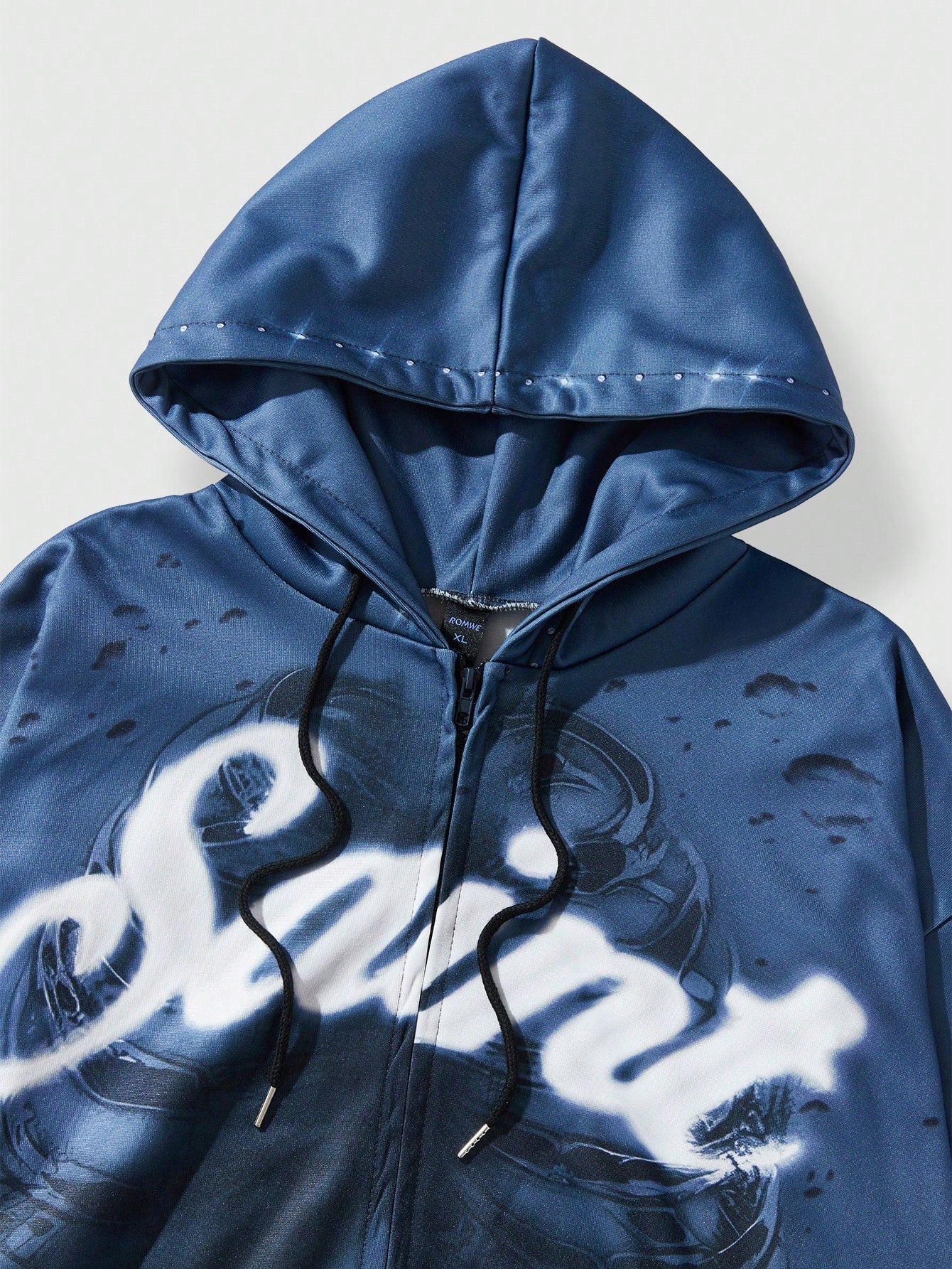 Men Drop Shoulder Zip Up Graphic Hoodie