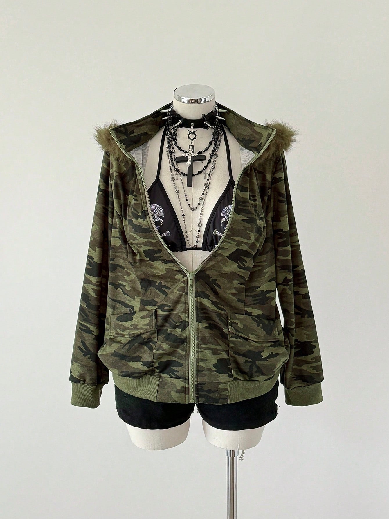 Plus Size Dark Camouflage Long Sleeve Hoodie