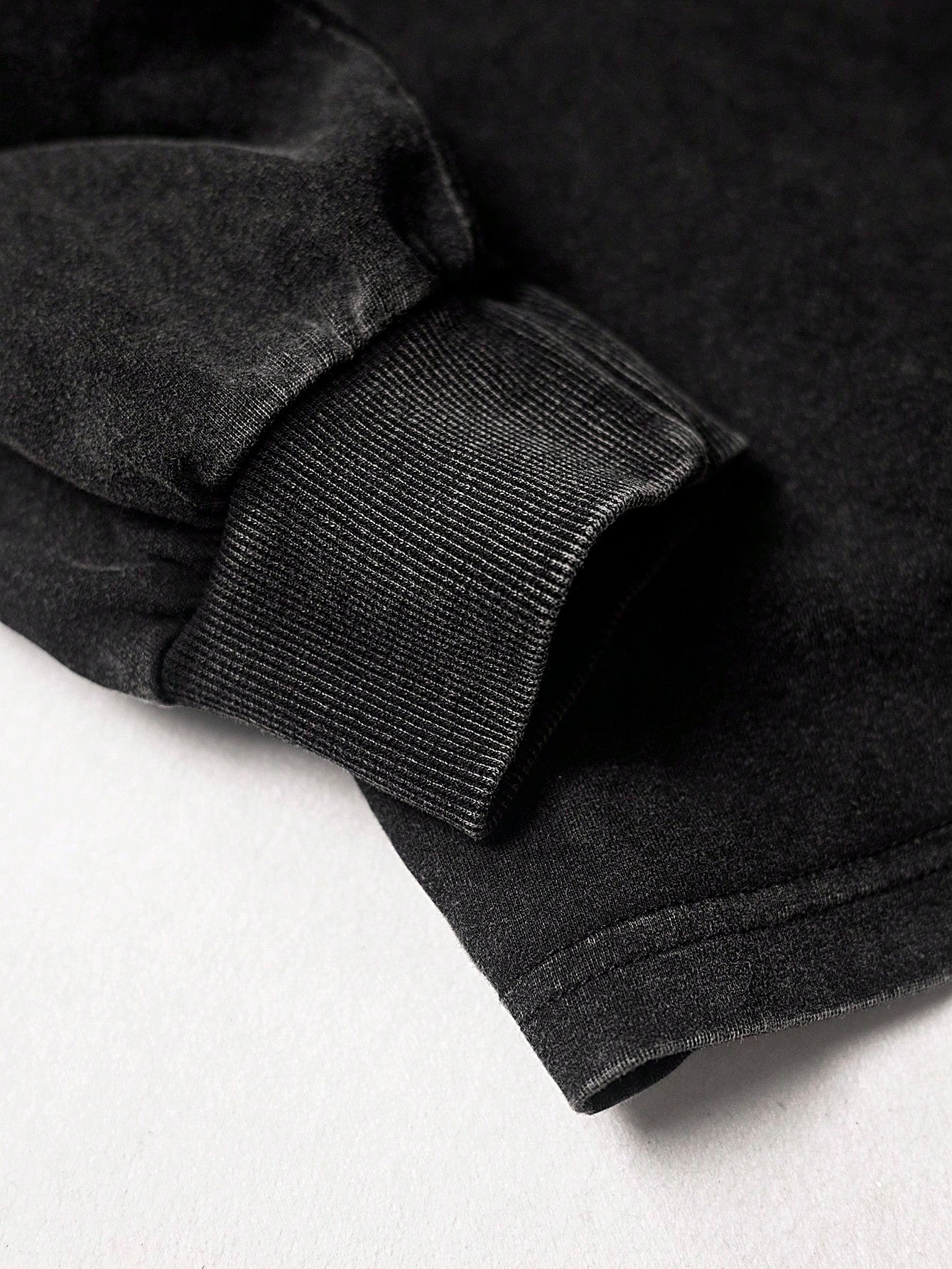 EMRG Men Dark Grey Slogan Drop Shoulder Top