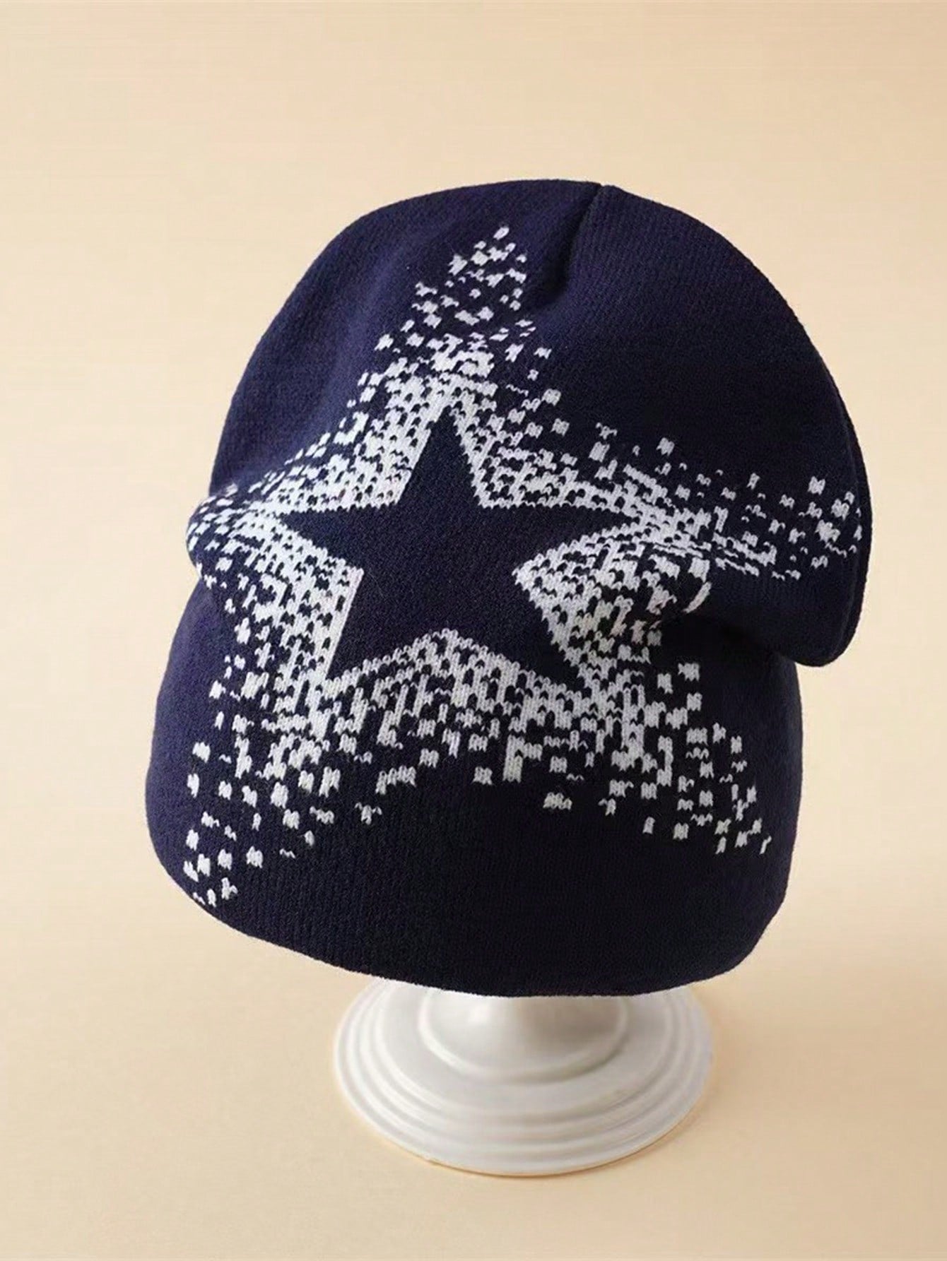 Women's Black Star Knitted Beanie Stylish Winter Hat