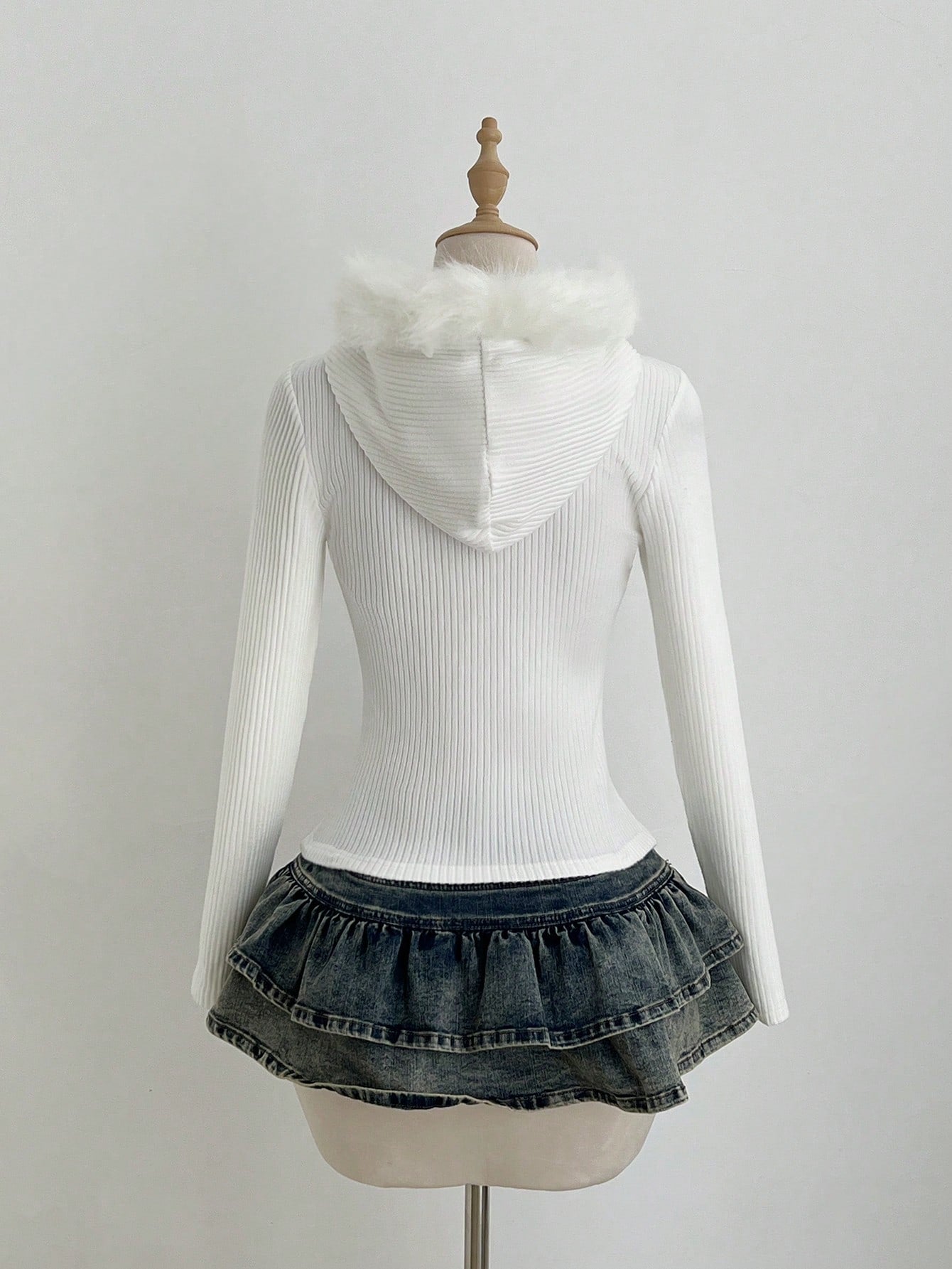 Elamini White Faux Fur Zip-Up Hoodie