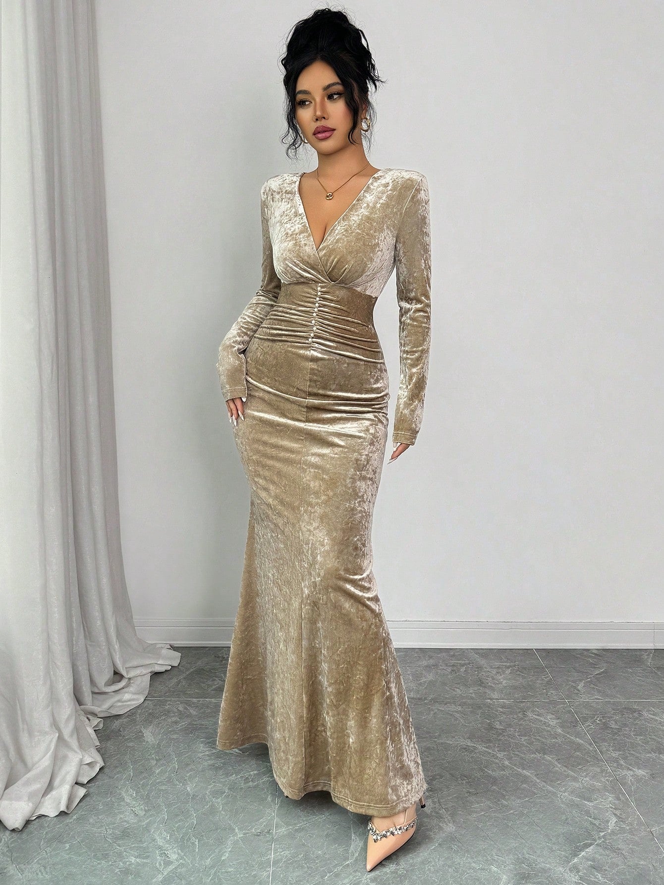 Elegant Champagne Velvet Slim Fit Fishtail Maxi Dress