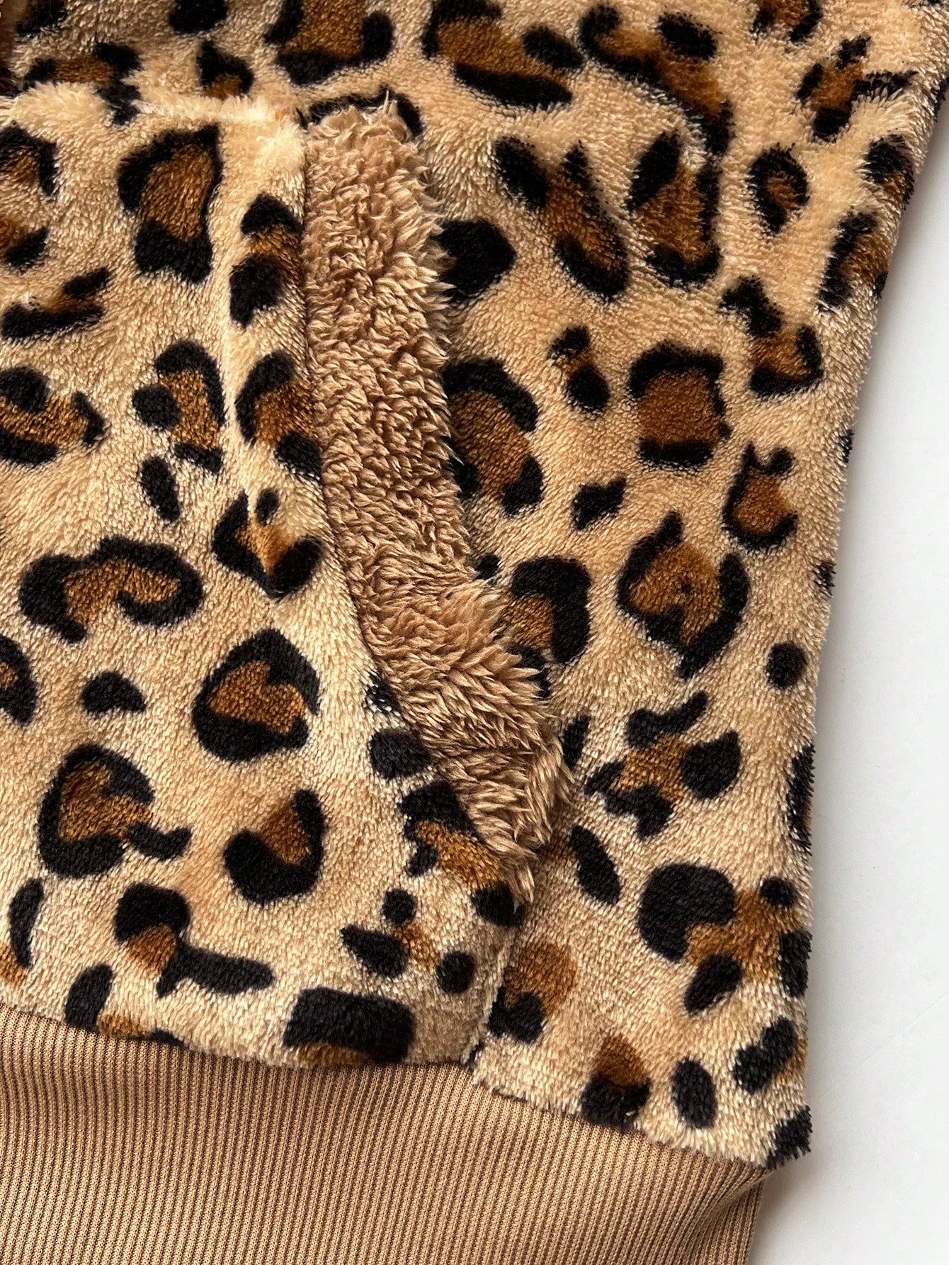 Women's Leopard Print Flannel Thermal Hooded Sweatshirt