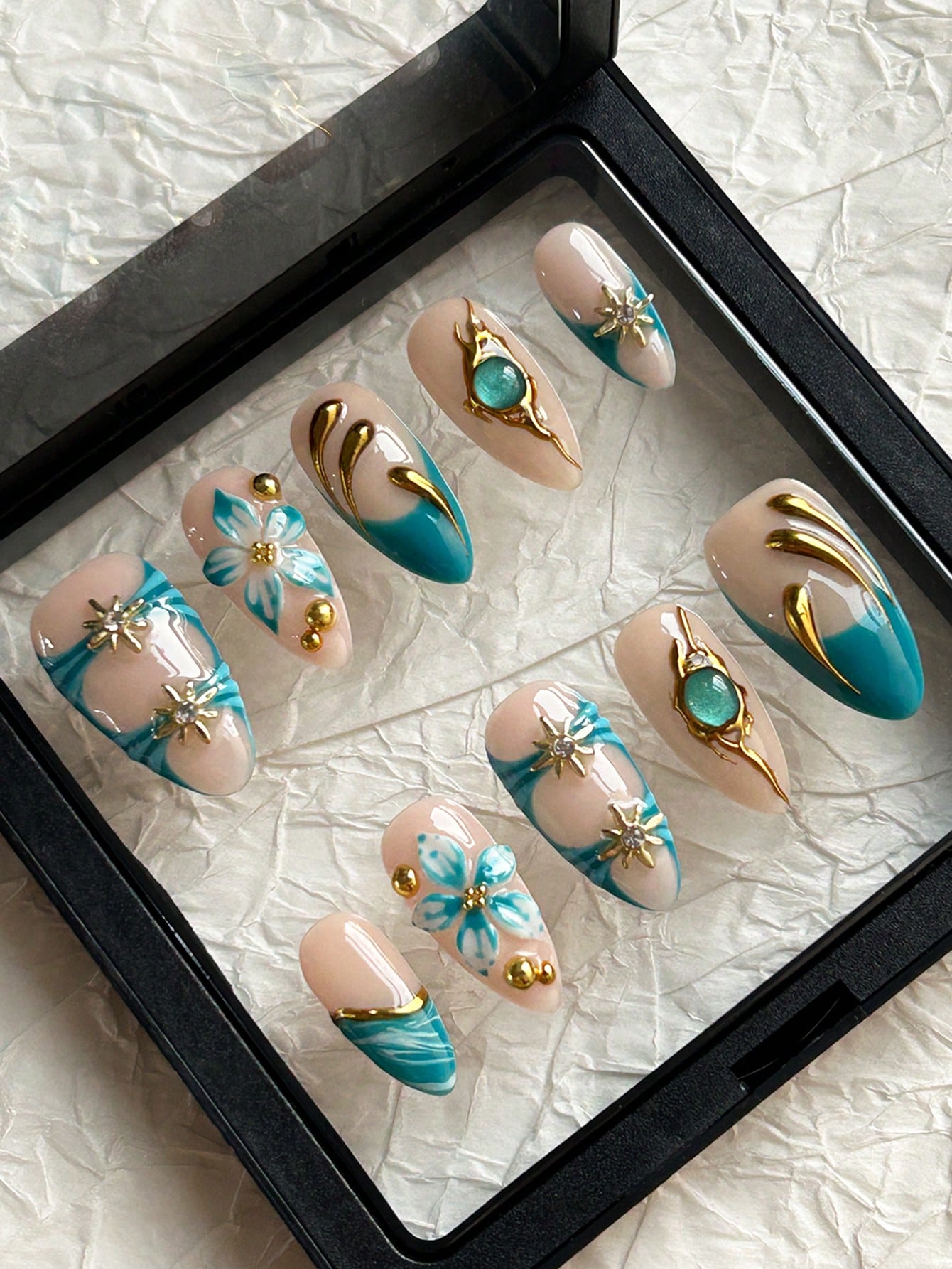 Green French Almond 3D Flower Cat Eye Press-On Nails