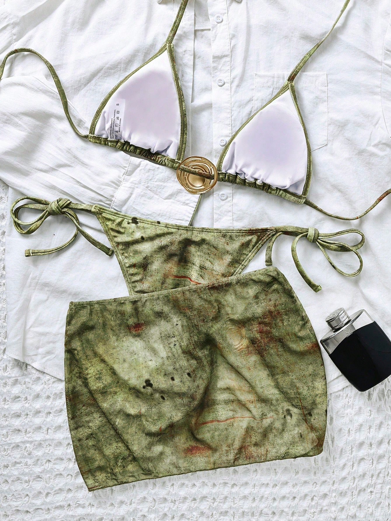 Retro Print 3-Piece Halter Bikini & Mesh Skirt Set