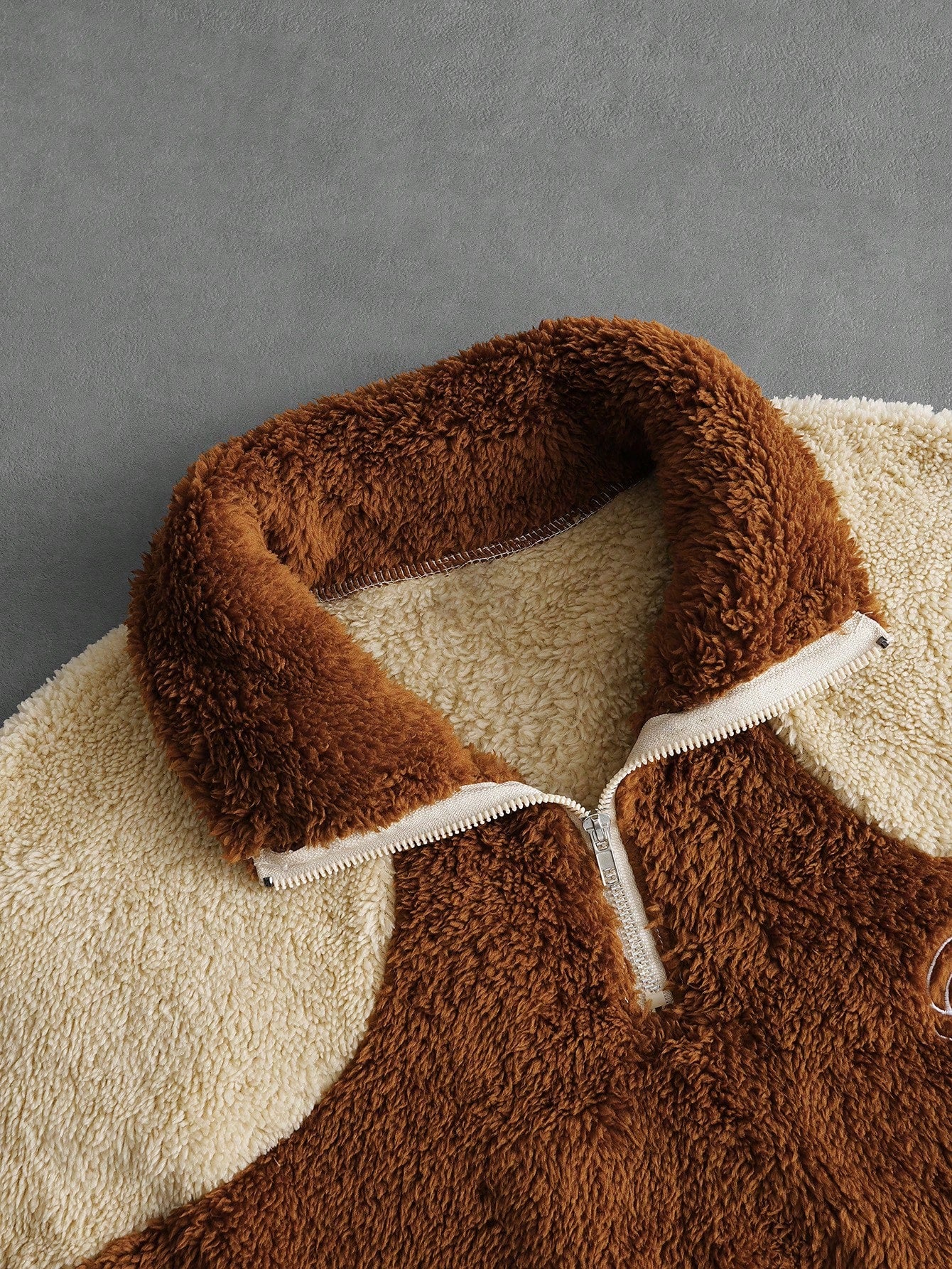 Men's Minimalist Half-Zip Fleece Sweatshirt