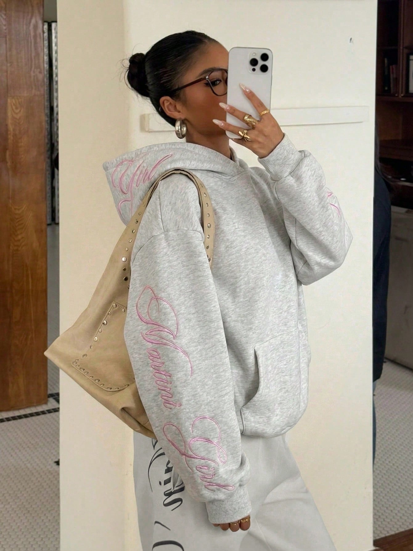 Muchica Women's Y2K Light Grey Embroidered Sweatshirt