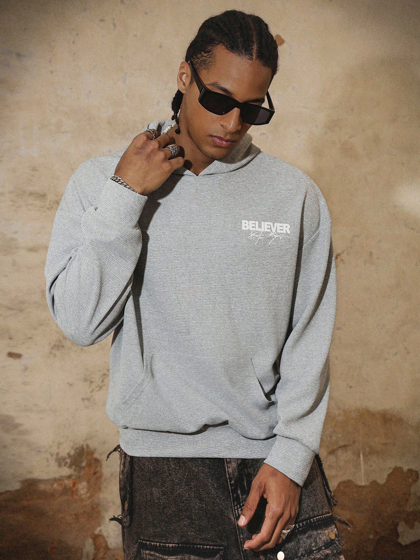 Men's Y2K Graphic Zip-Up Hoodie Light Grey