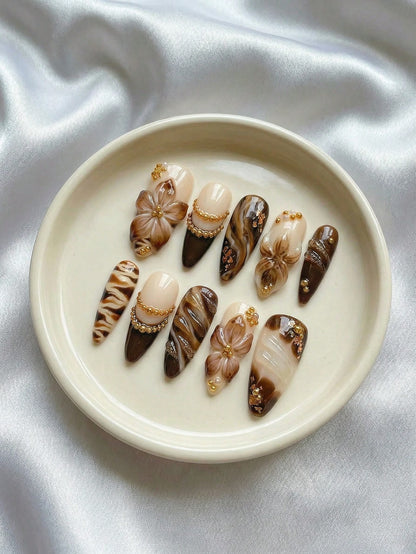 10pcs Mermaid 3D Starfish & Brown Gradient Almond Nails