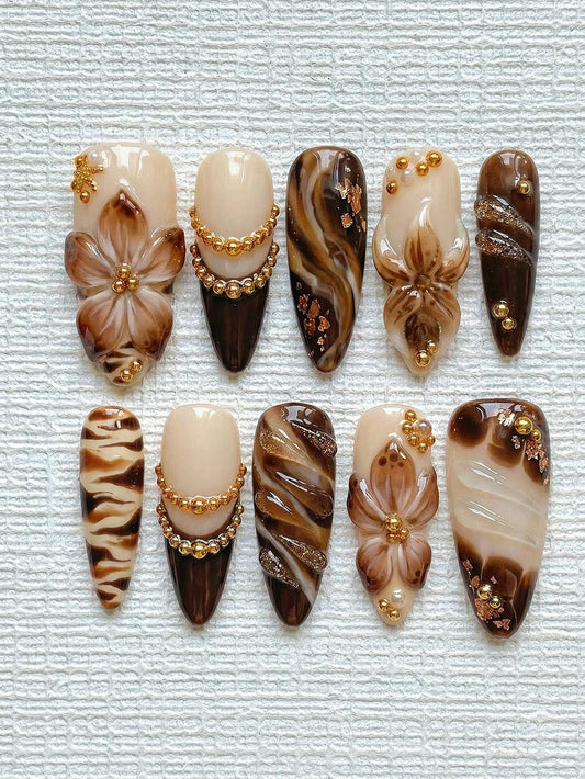 10pcs Mermaid 3D Starfish & Brown Gradient Almond Nails