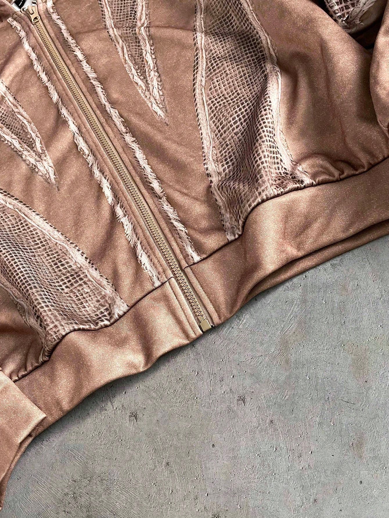 Men's Brown Distressed Cropped Loose Zip-Up Hoodie