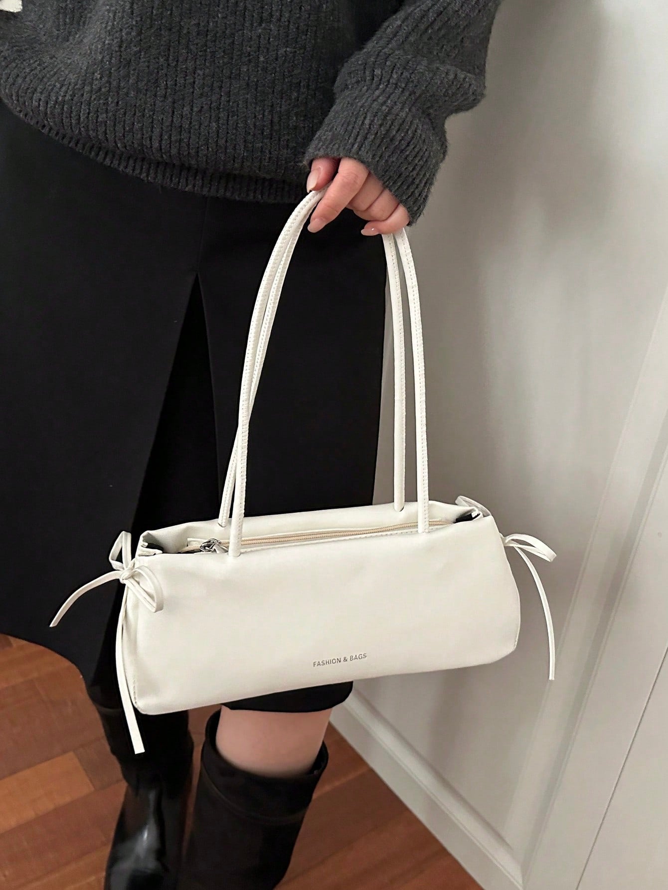 Fashionable Leopard Print Handbag for Office & Travel