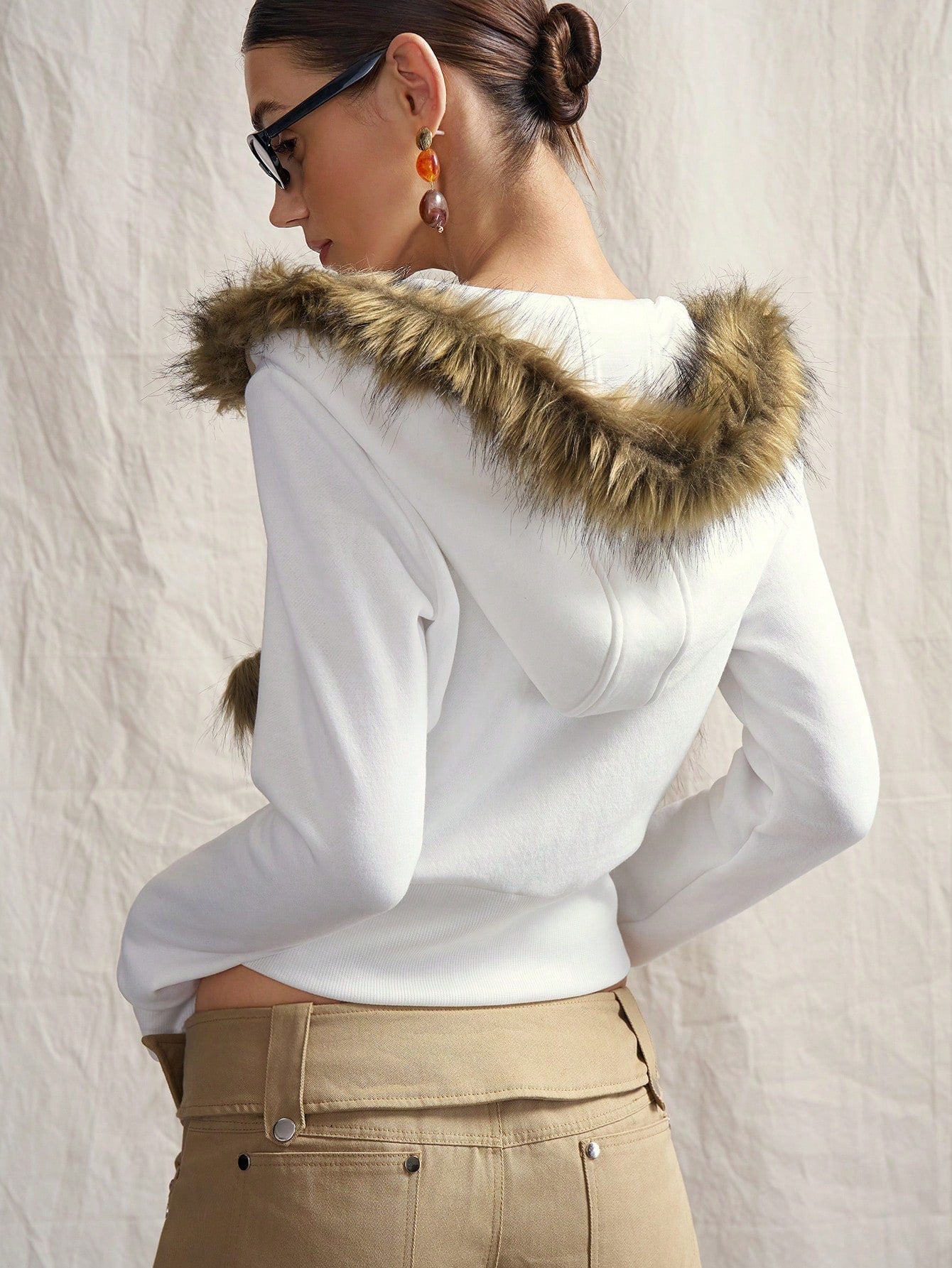 Women's White Y2K Long Sleeve Fuzzy Ball Zip-Up Hoodie
