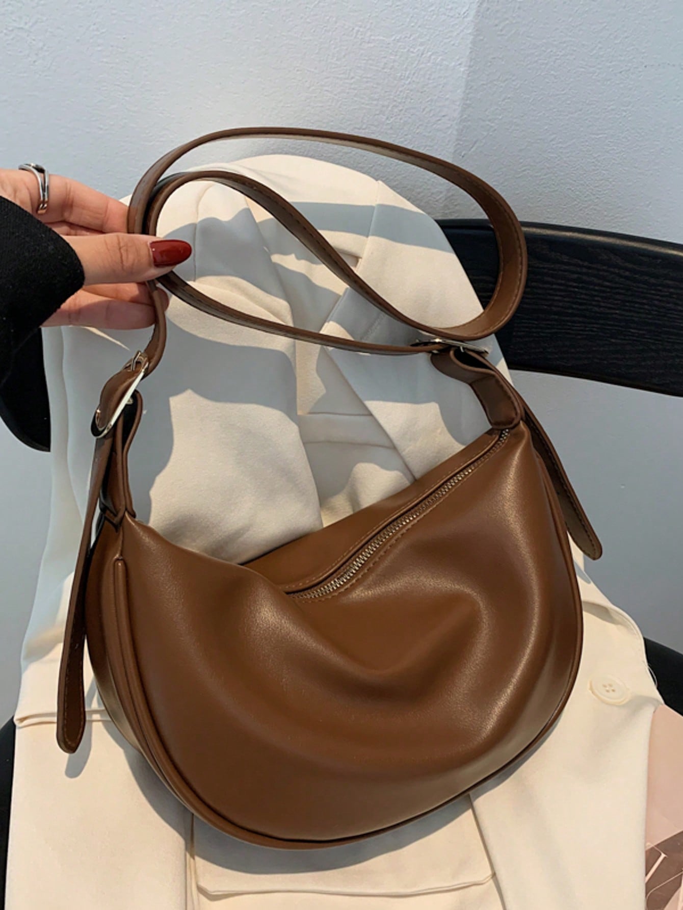 Minimalist Large Capacity Zipper Shoulder Saddle Bag