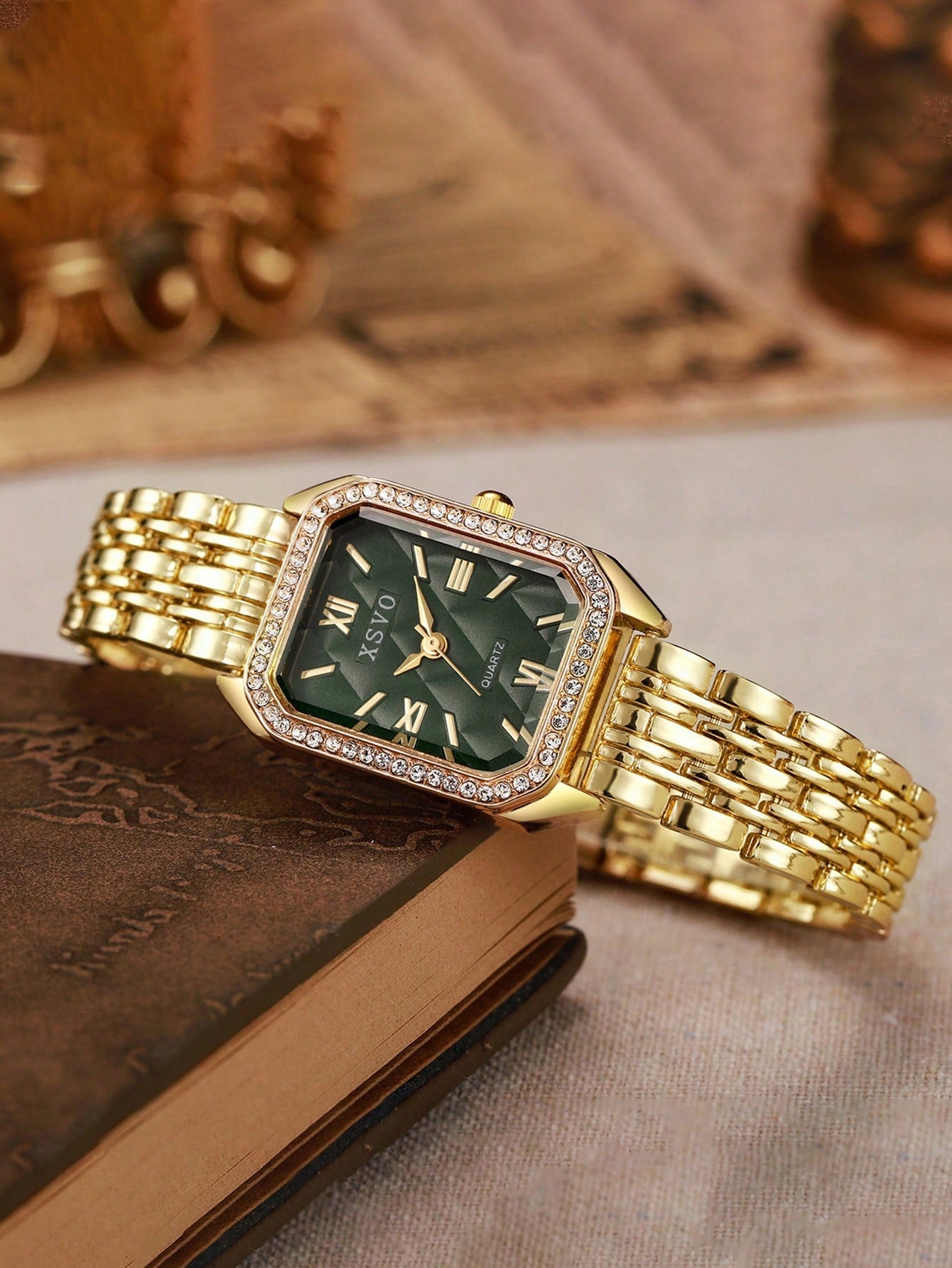 Elegant Emerald Green Crystal Dial Stainless Steel Watch