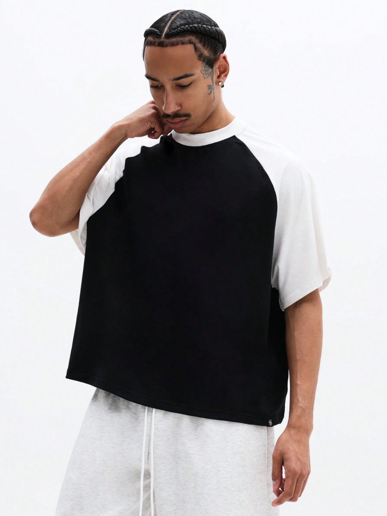 Essential Raglan Crew Neck Color Block Tee