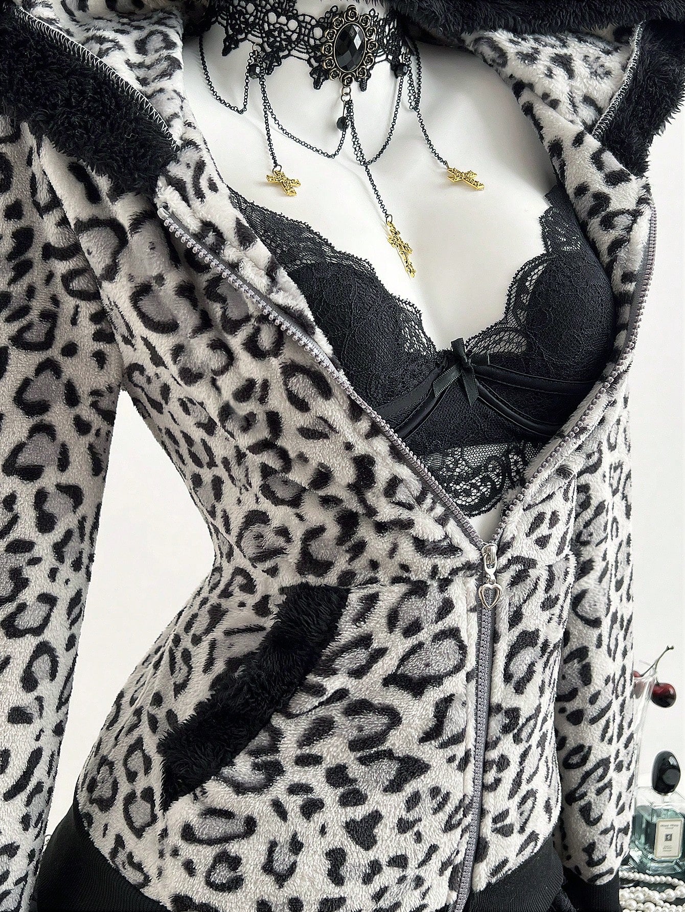 Women Leopard Zip-Up Hoodie