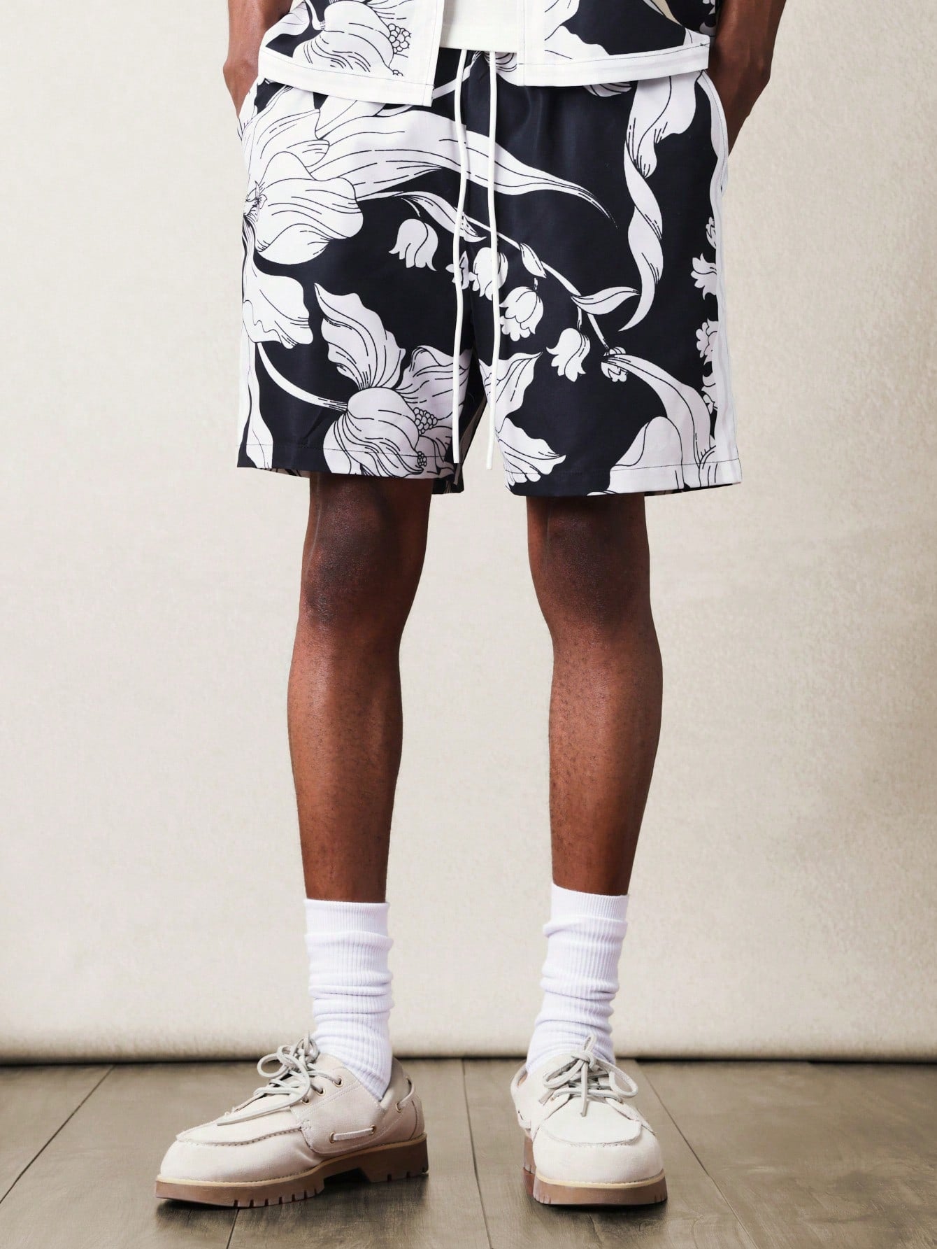 Relaxed Black Floral Shirt and Shorts Two-Piece Set