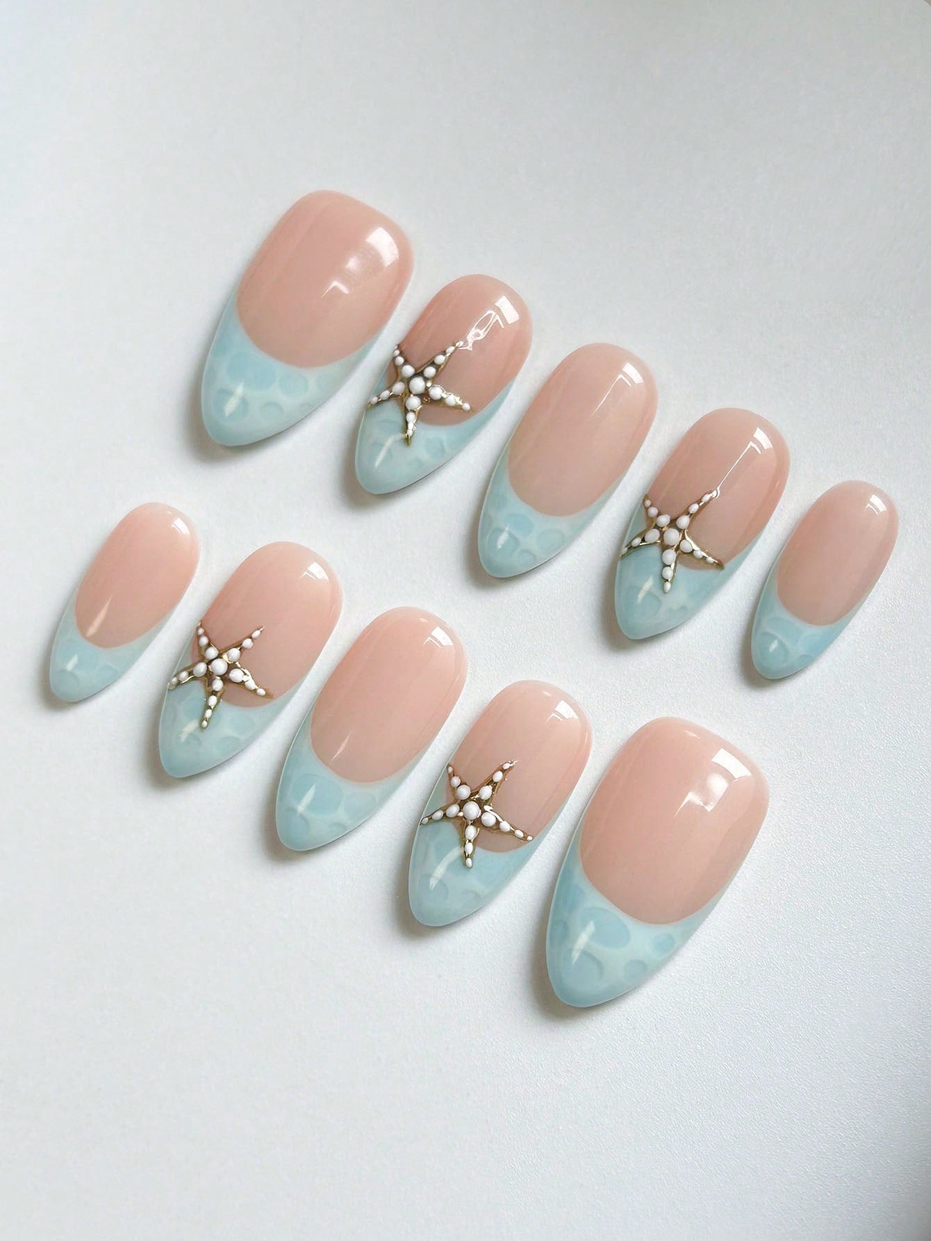 Blue Wavy Starfish Almond Press-On Nails (10pcs)