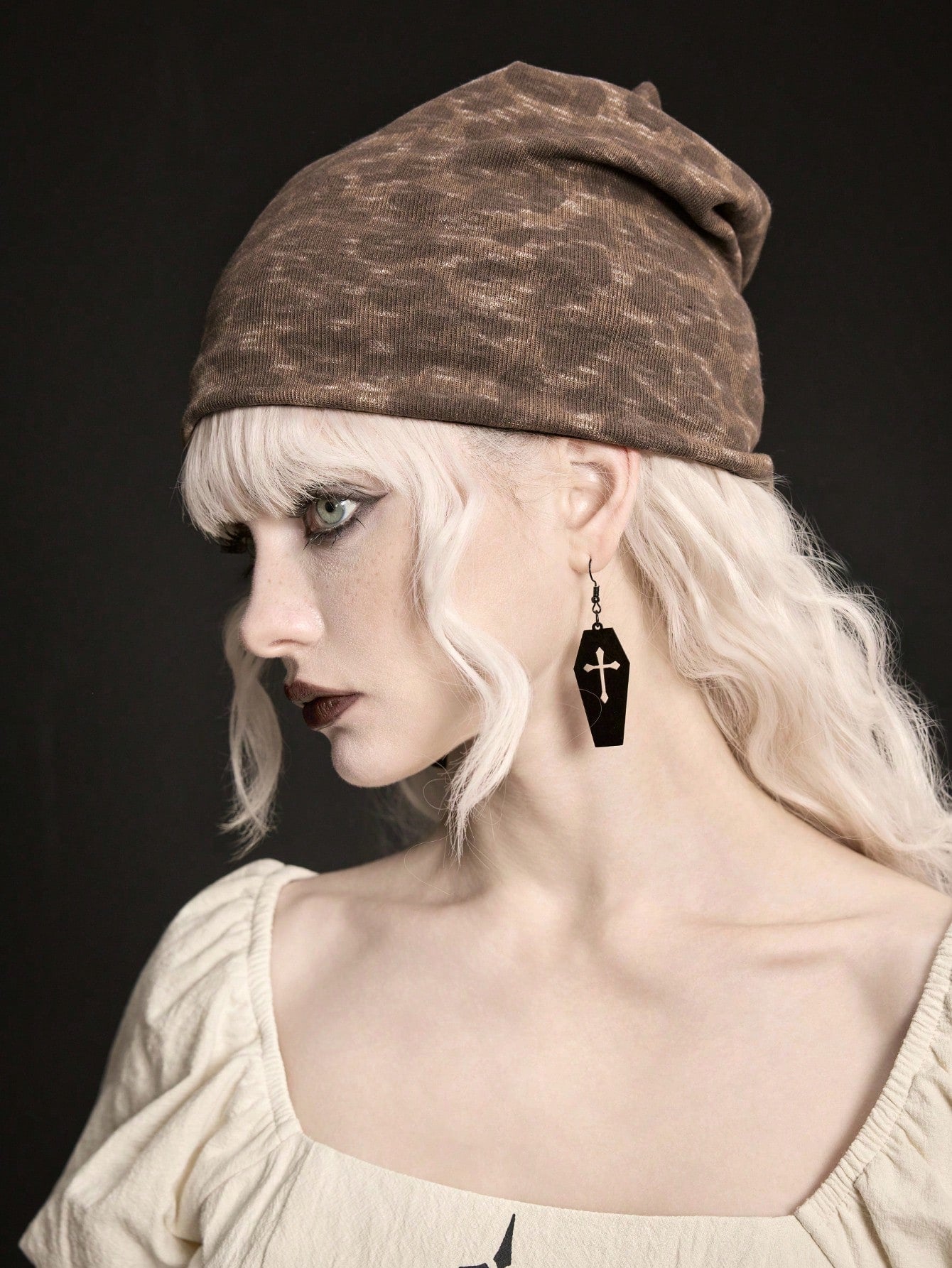 Retro Leopard Print Stacking Brimless Hat