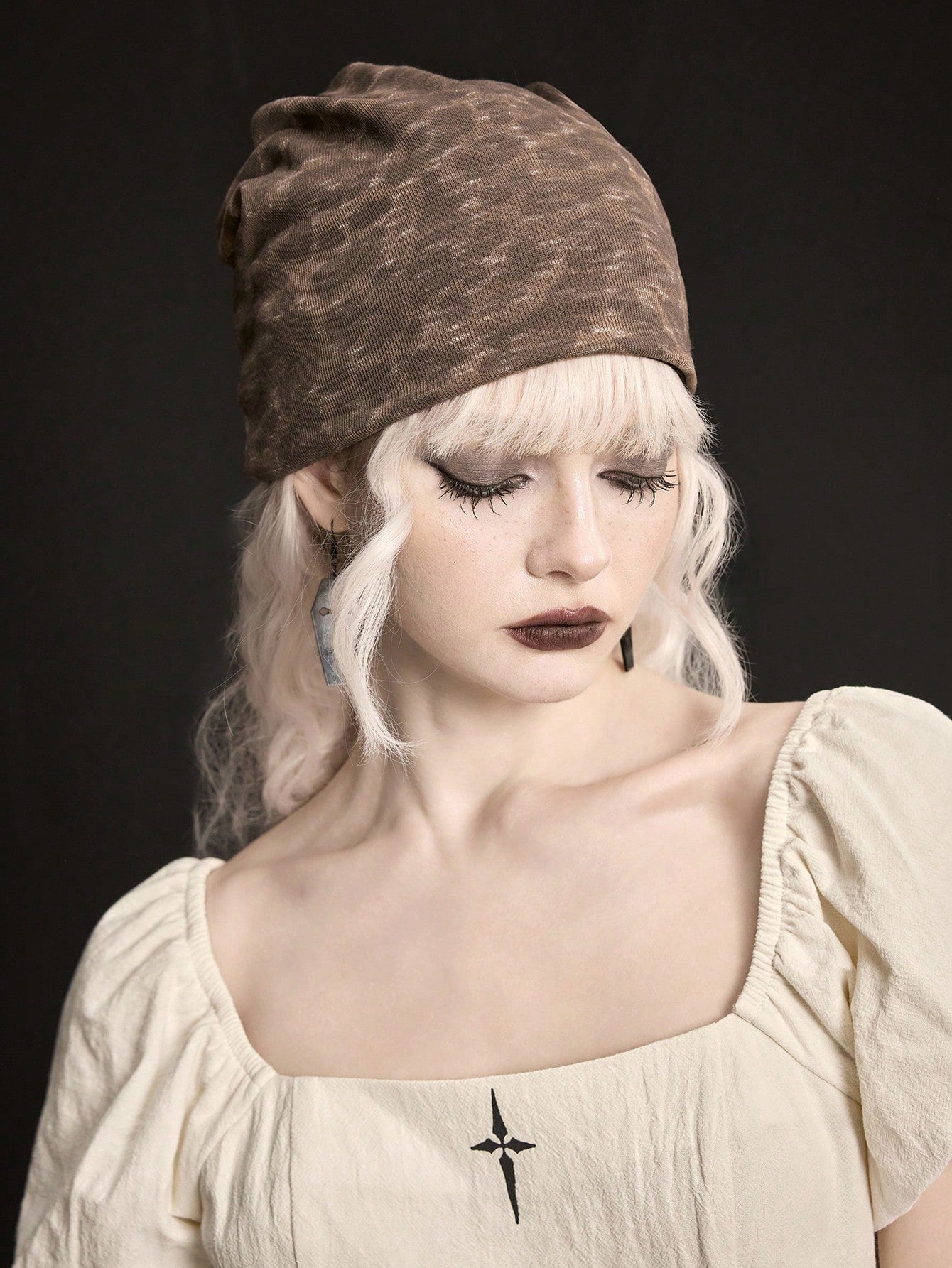 Retro Leopard Print Stacking Brimless Hat