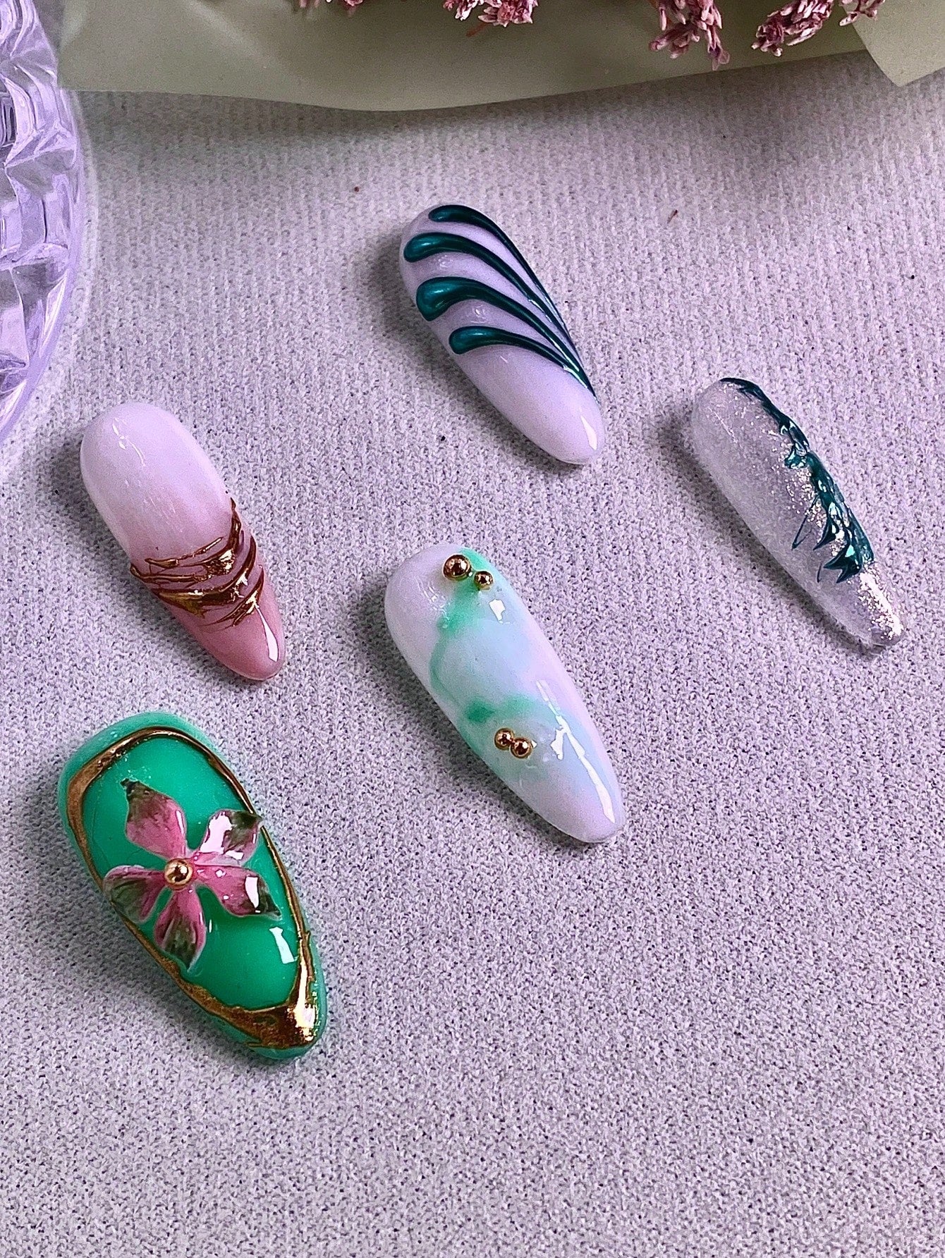 10pcs Handmade Pink & Green Floral Press-On Nails
