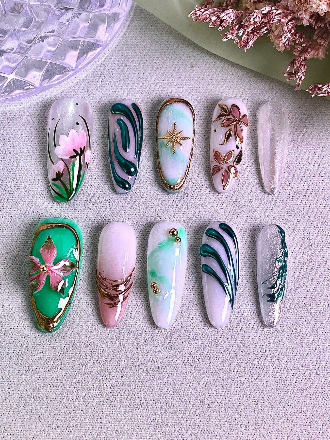 10pcs Handmade Pink & Green Floral Press-On Nails