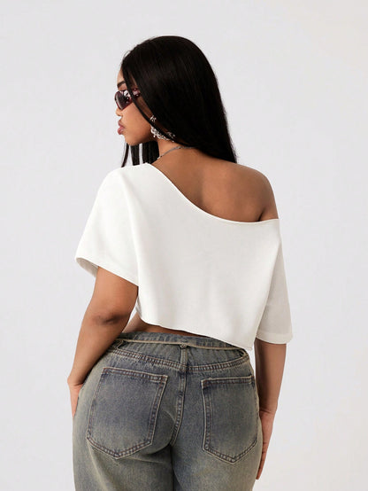 Women’s Y2K Slouchy Off-Shoulder Rhinestone Crop Tee