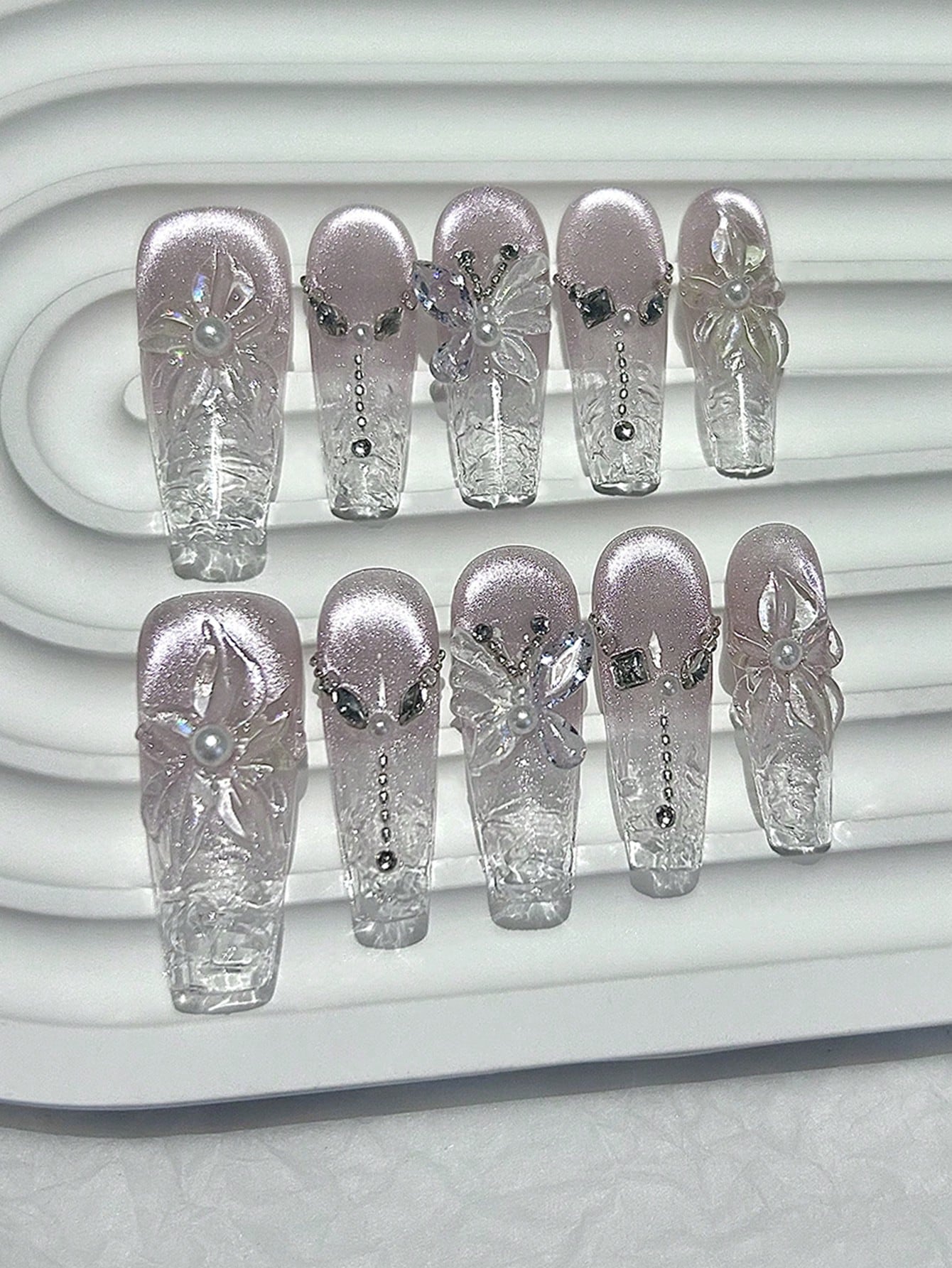 3D Purple Cat Eye Flower & Pearl Oval Press-On Nails