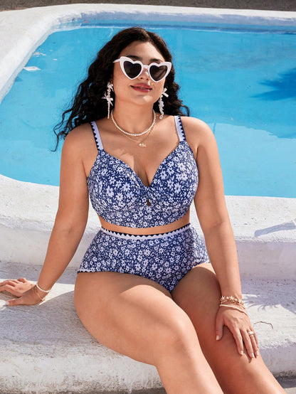Retro Floral Plus Size Slimming Swimwear Set
