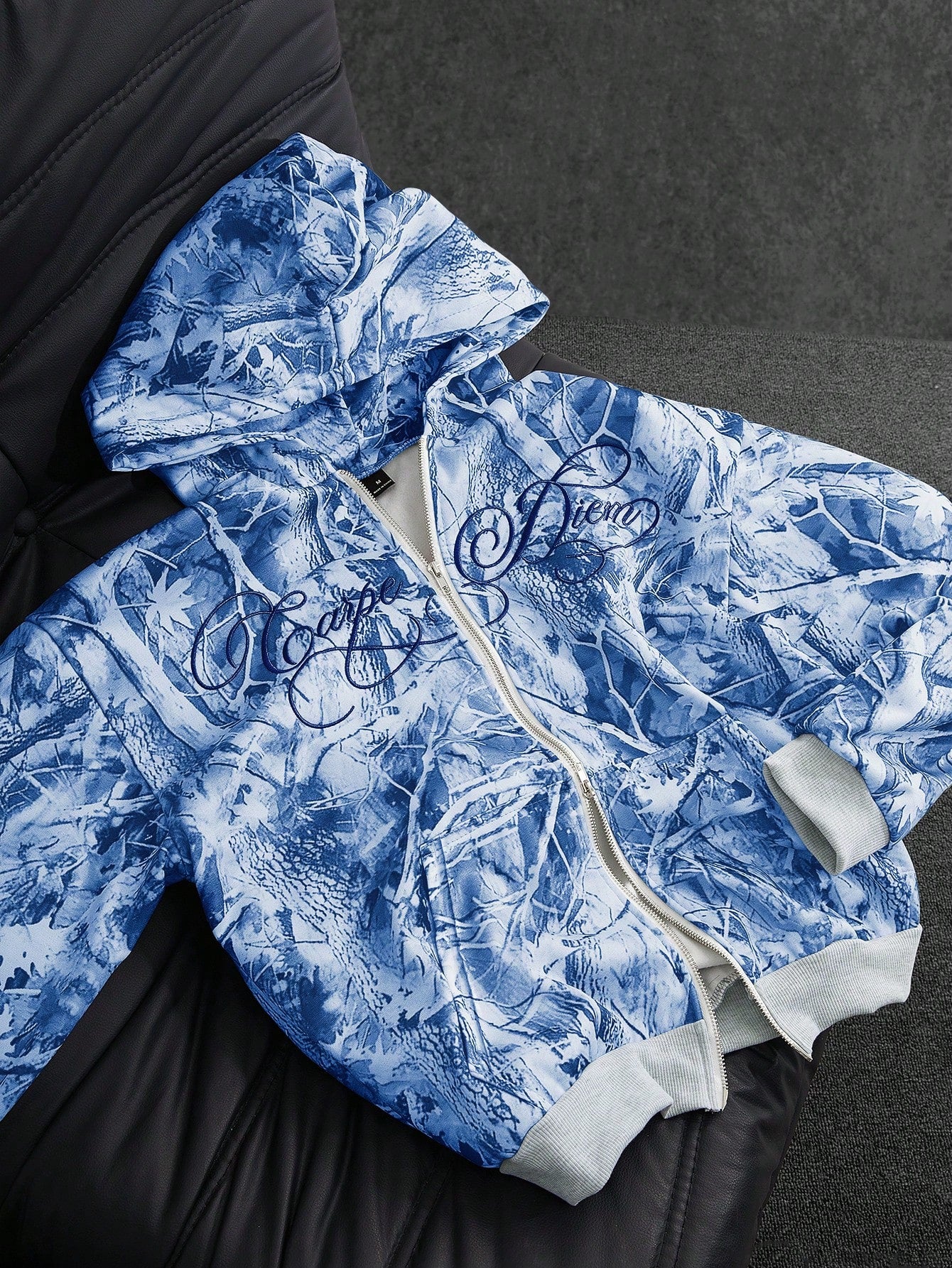 Men's Camo Fuzzy Collar Sweatshirt