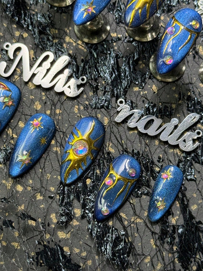 10pcs Blue Cat Eye Celestial Almond Press-On Nails