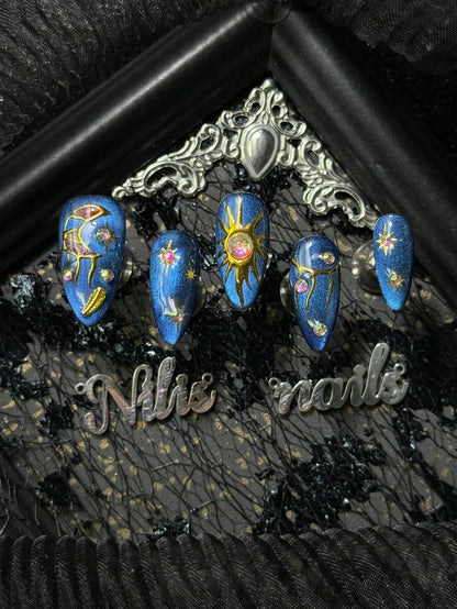 10pcs Blue Cat Eye Celestial Almond Press-On Nails