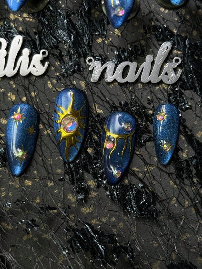 10pcs Blue Cat Eye Celestial Almond Press-On Nails