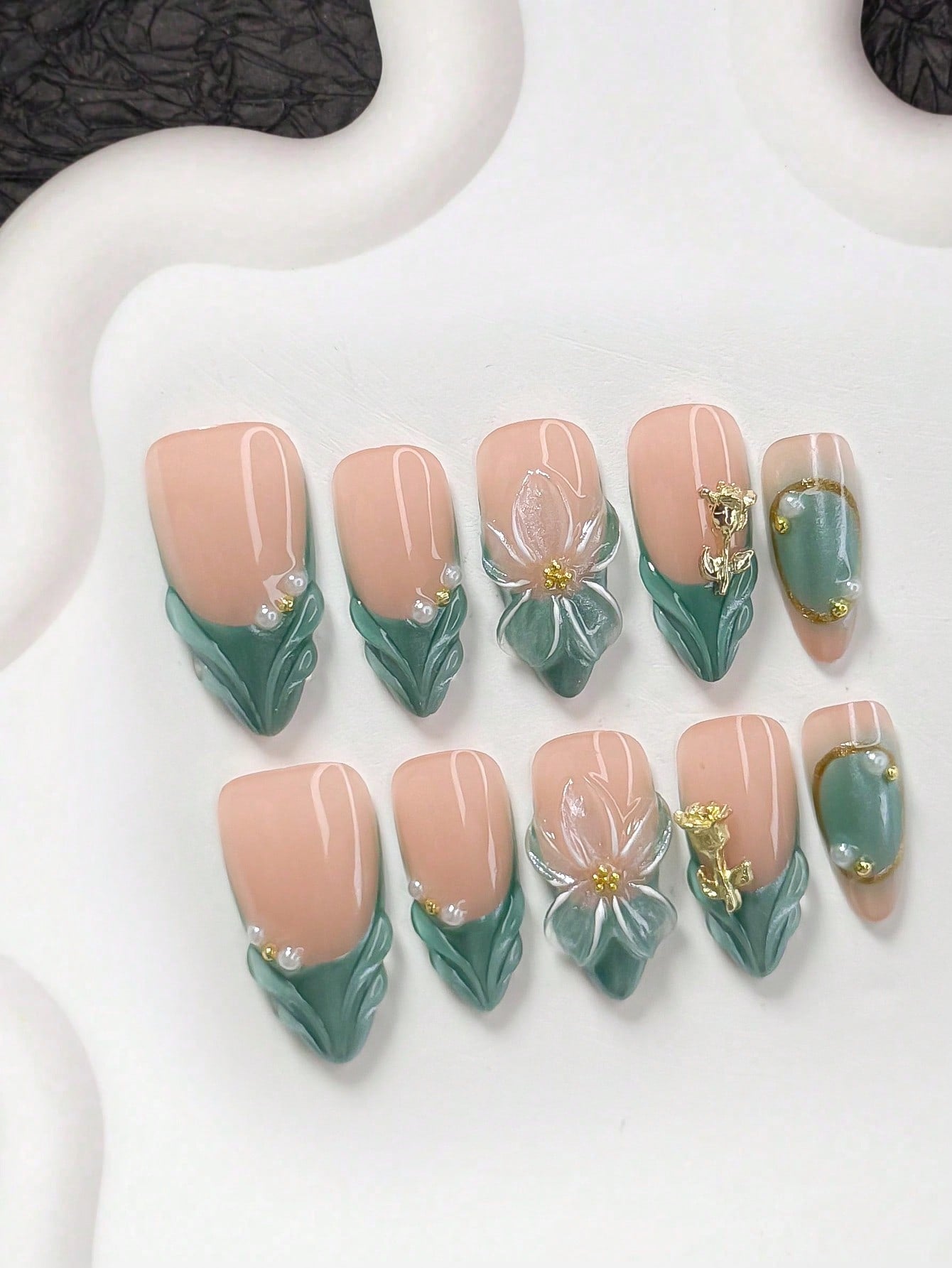 Jade Carving 3D Rose Press-On Nail Set (10pcs)