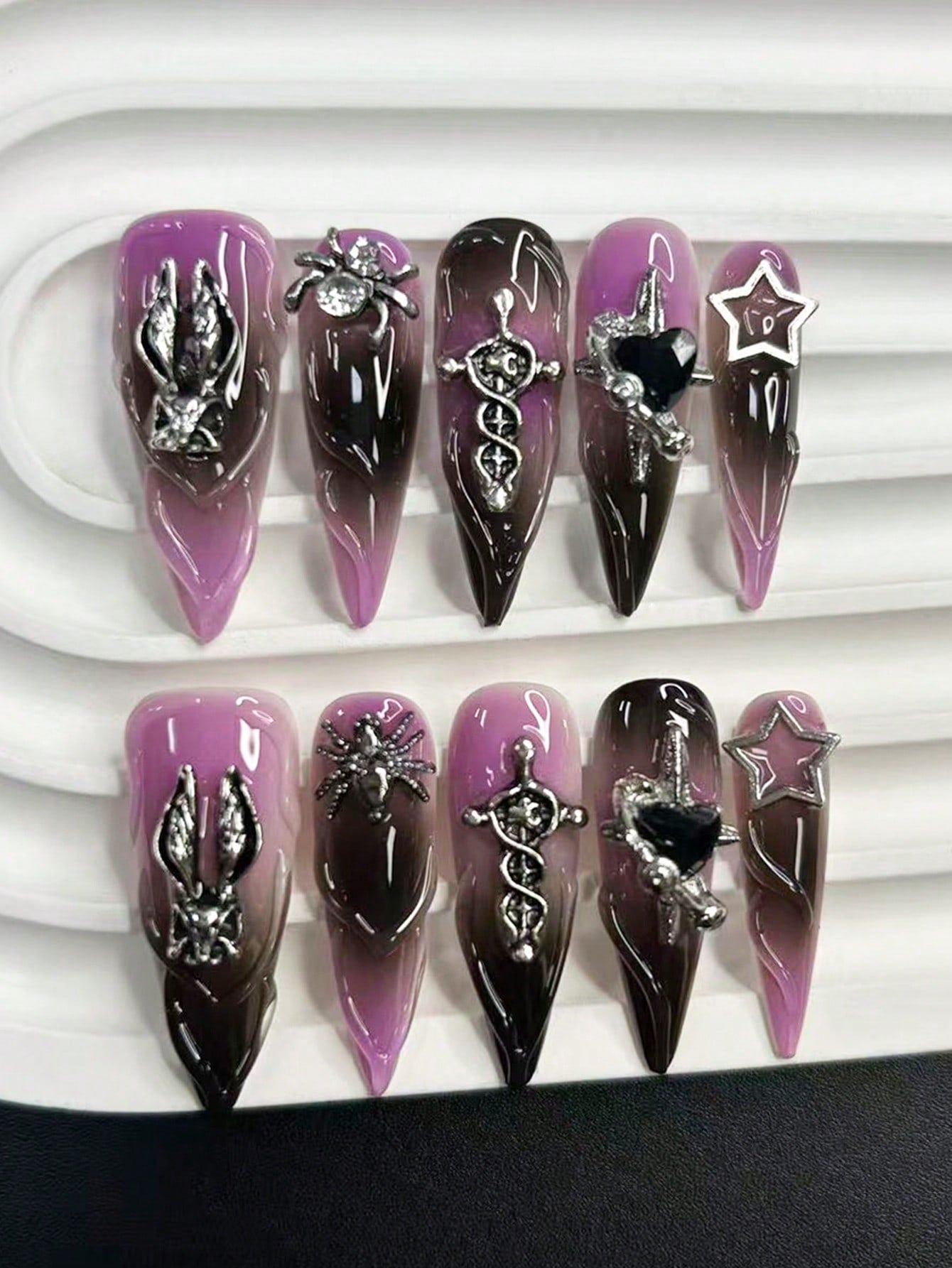 Y2K Punk Halloween Bunny Spider Press-On Nails