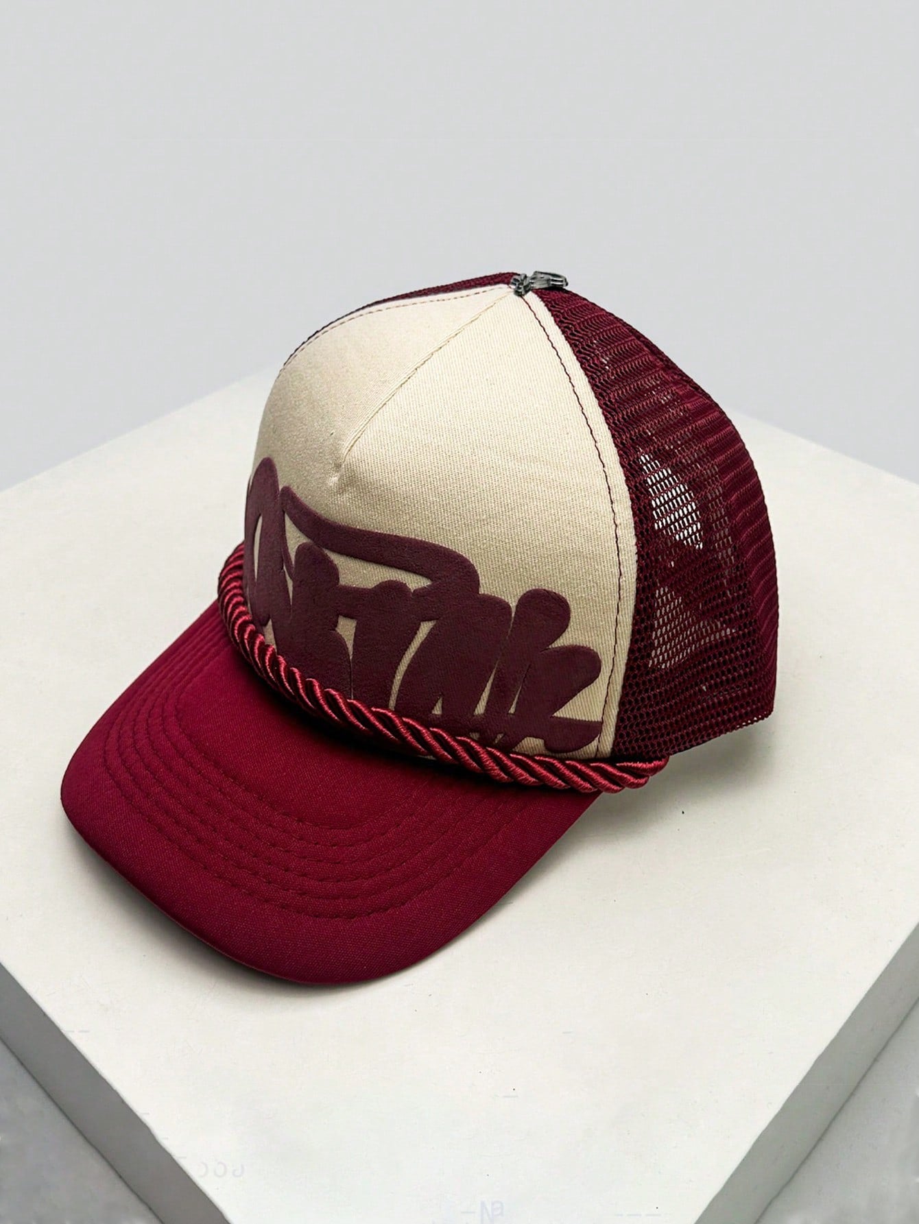 Hip-Hop Letter Embroidered Thick Rope Trucker Hat