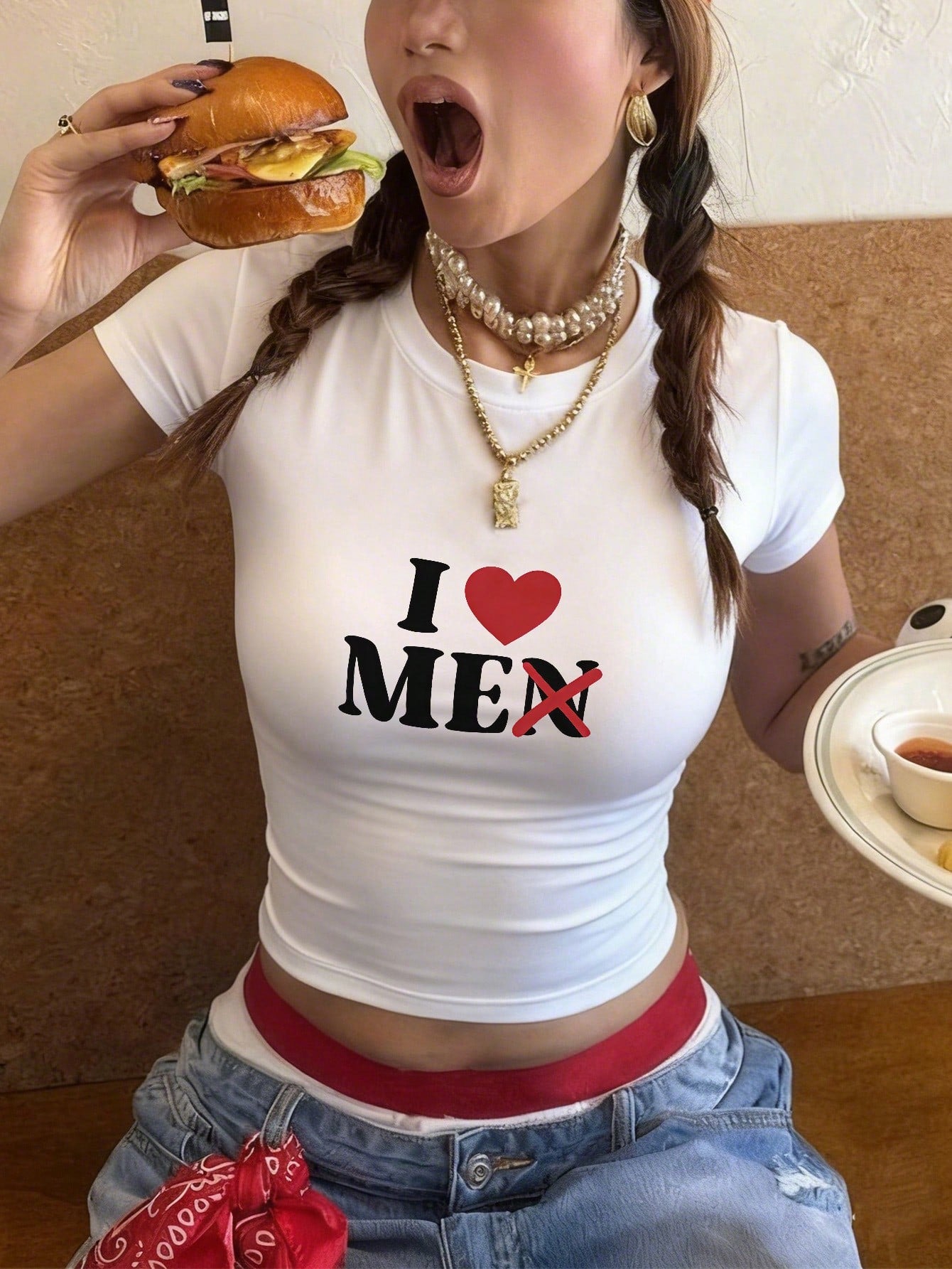 Women’s Slim Fit Heart Graphic Crop T-Shirt