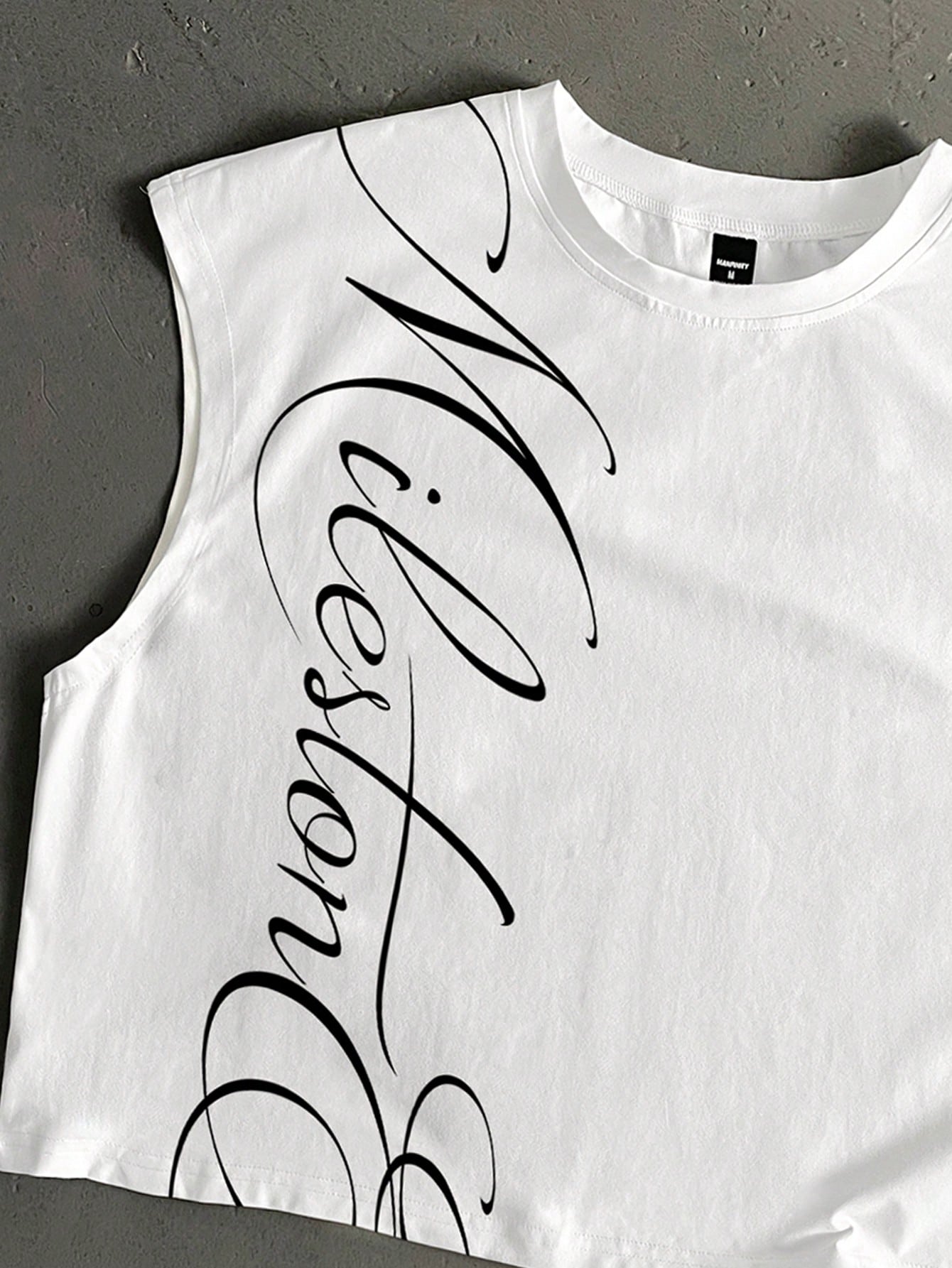 Manfinity Roughcode Men's Retro Crop Tank Top