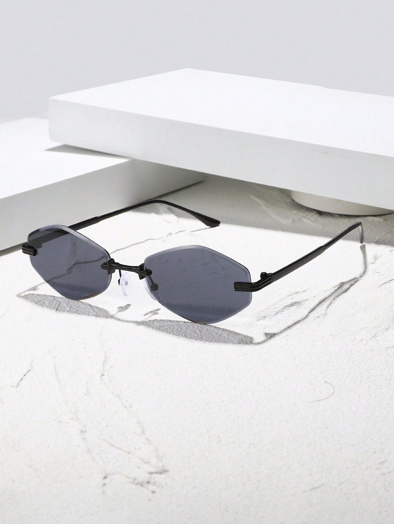Women Copper Rimless Personalized Fashion Glasses