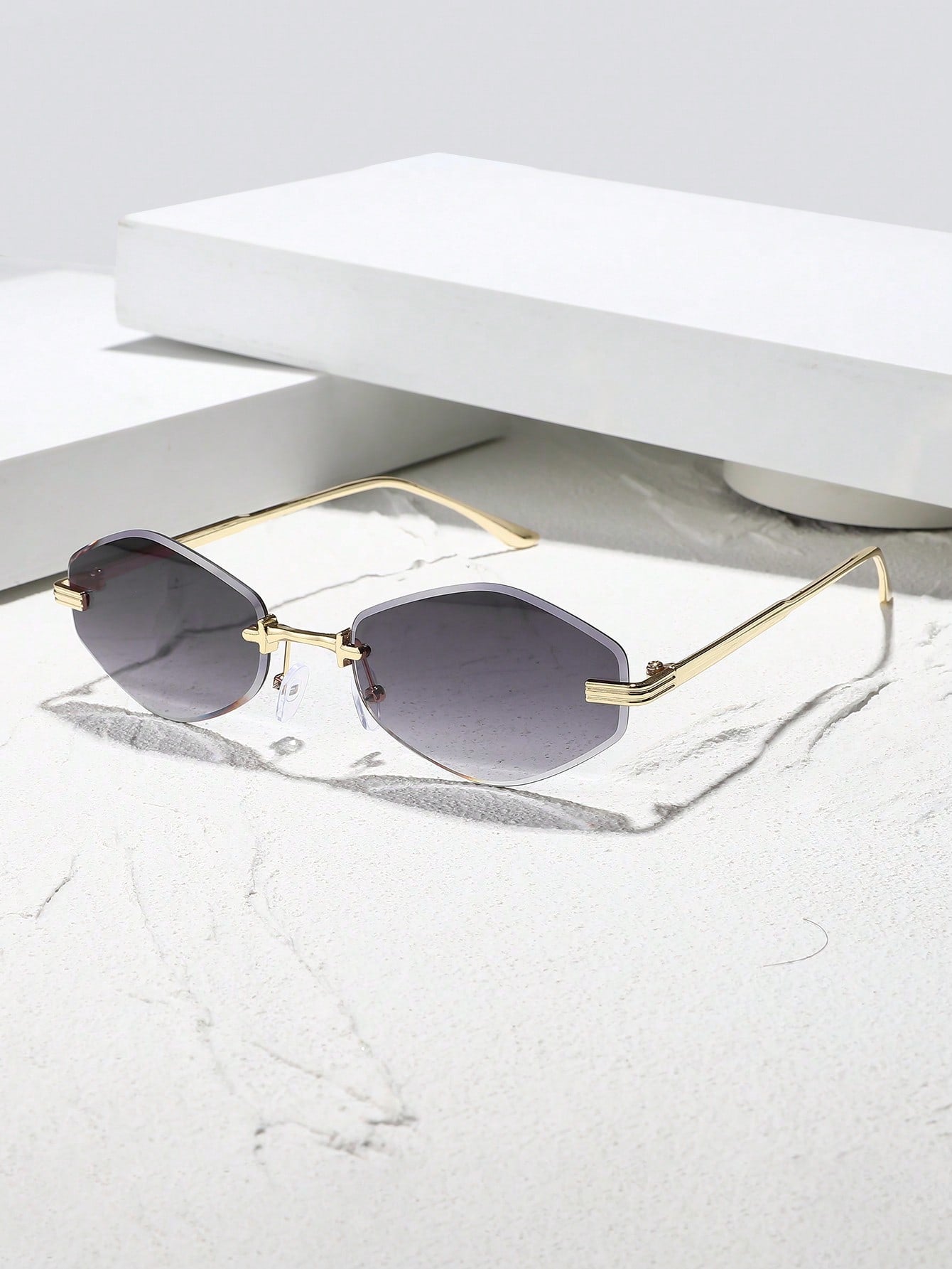 Women Copper Rimless Personalized Fashion Glasses