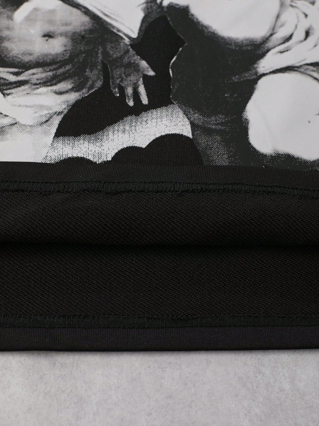 Men's Printed Long Sleeve Gothic Y2K Tee