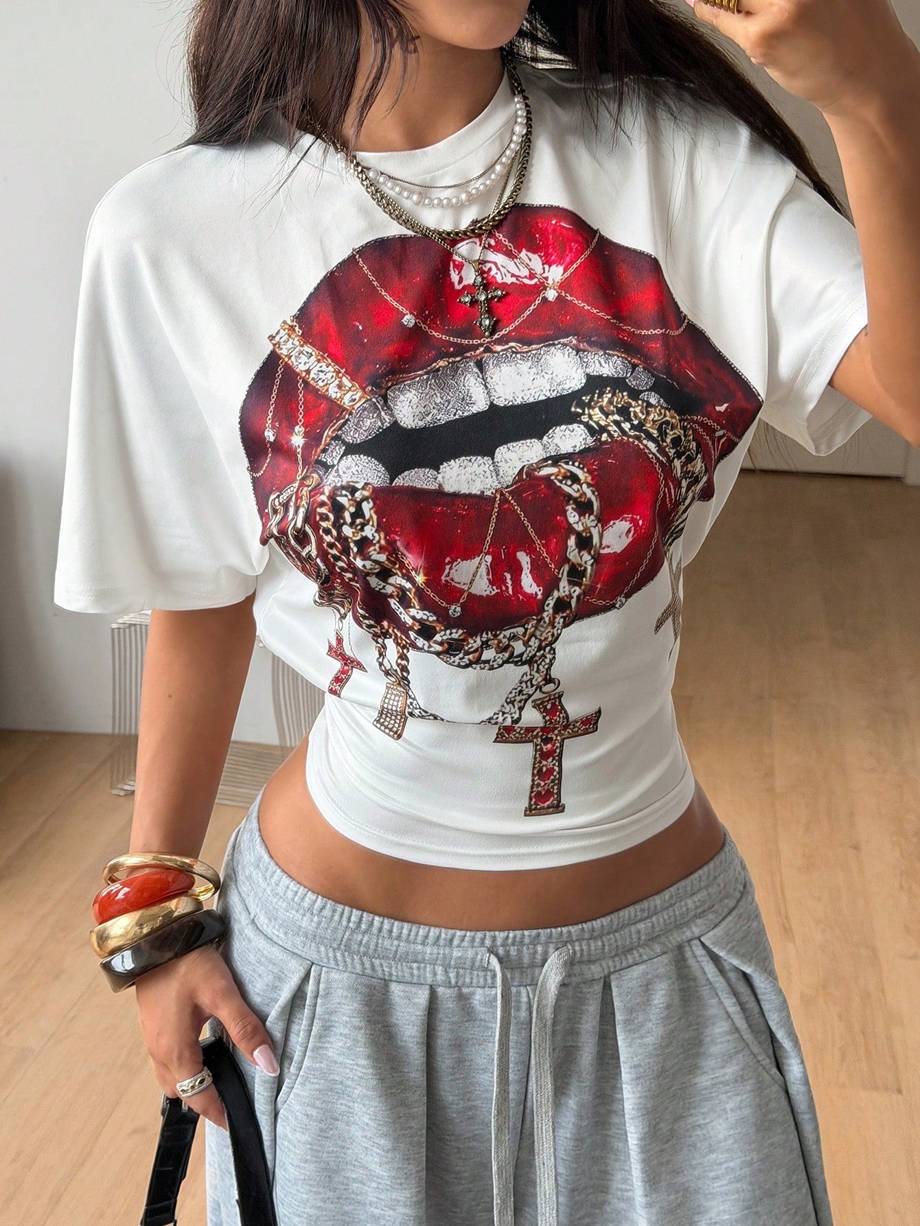 Y2K White Lips Ruched Short Sleeve Crop Top