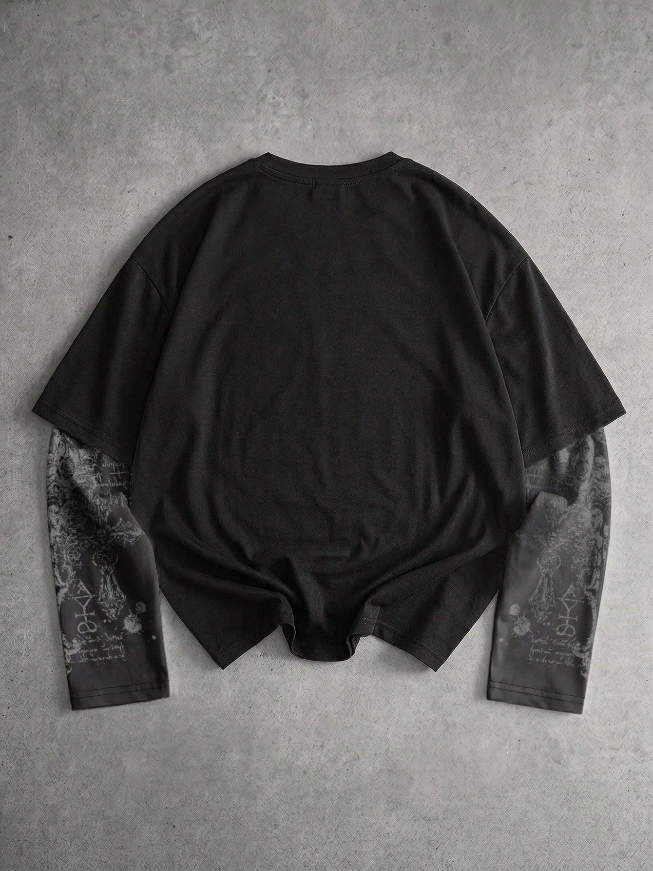 Men Goth 2-in-1 Printed Long Sleeve Tee