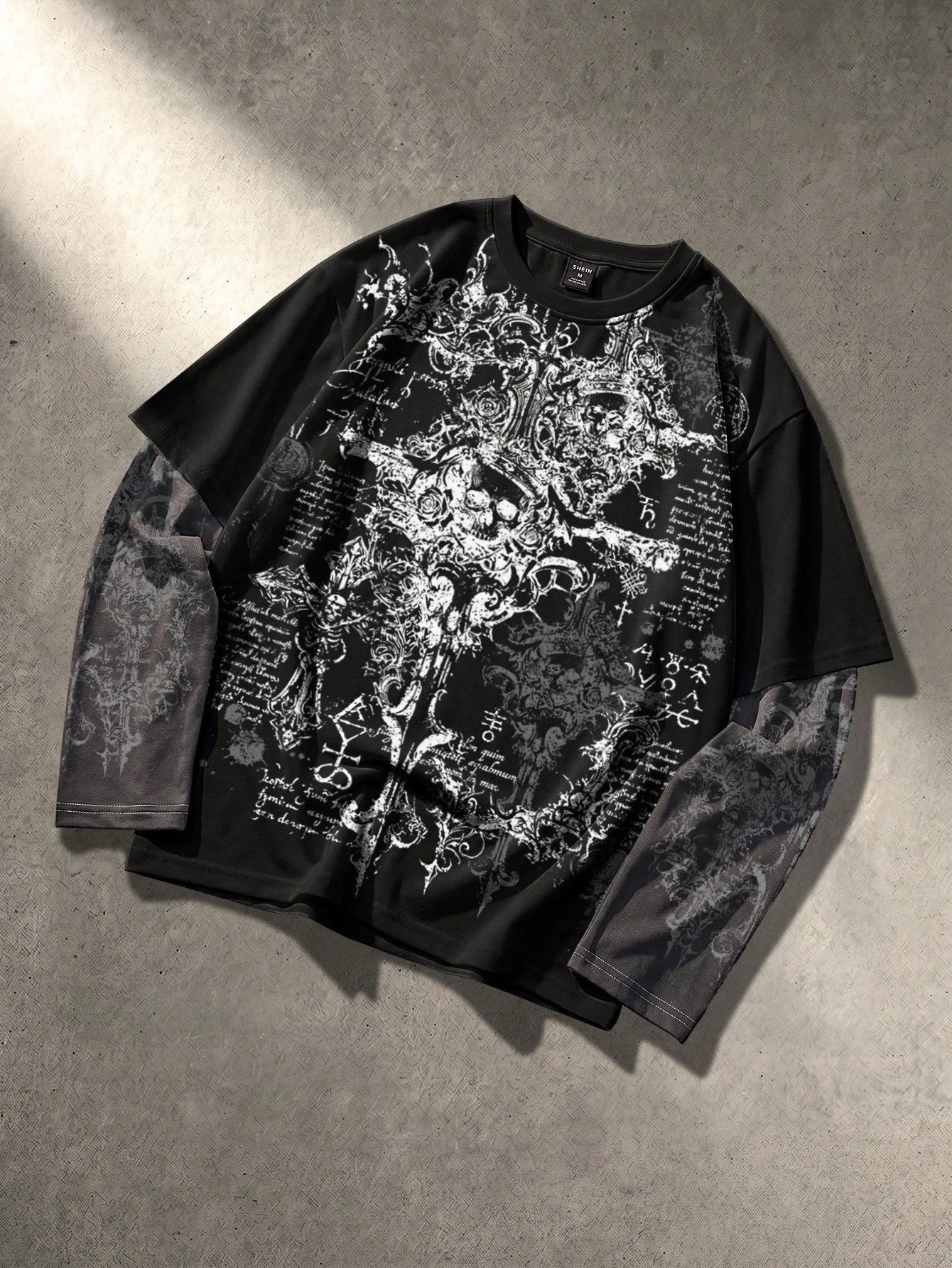 Men Goth 2-in-1 Printed Long Sleeve Tee