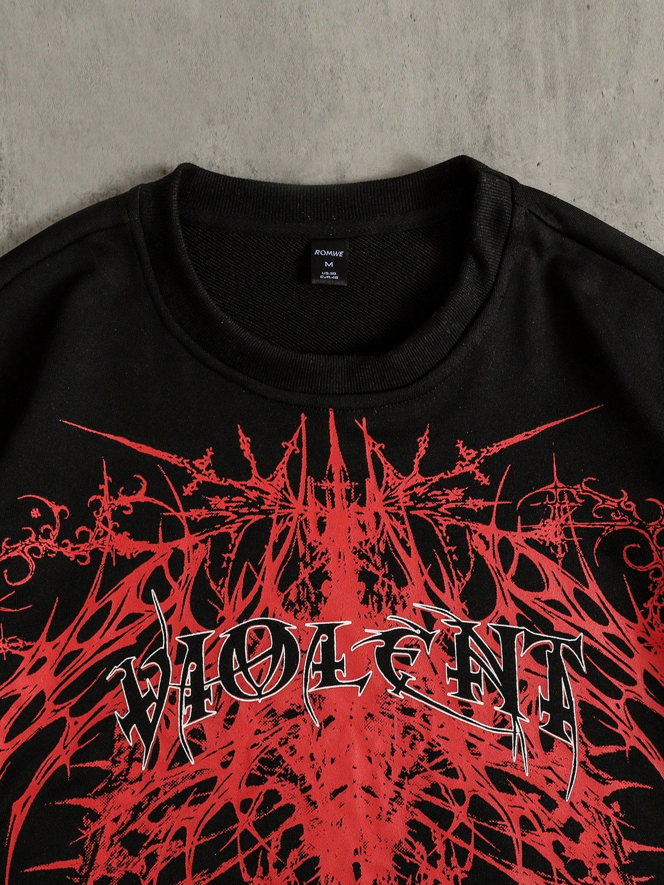 Men Colorblock Patchwork Gothic Print T-Shirt