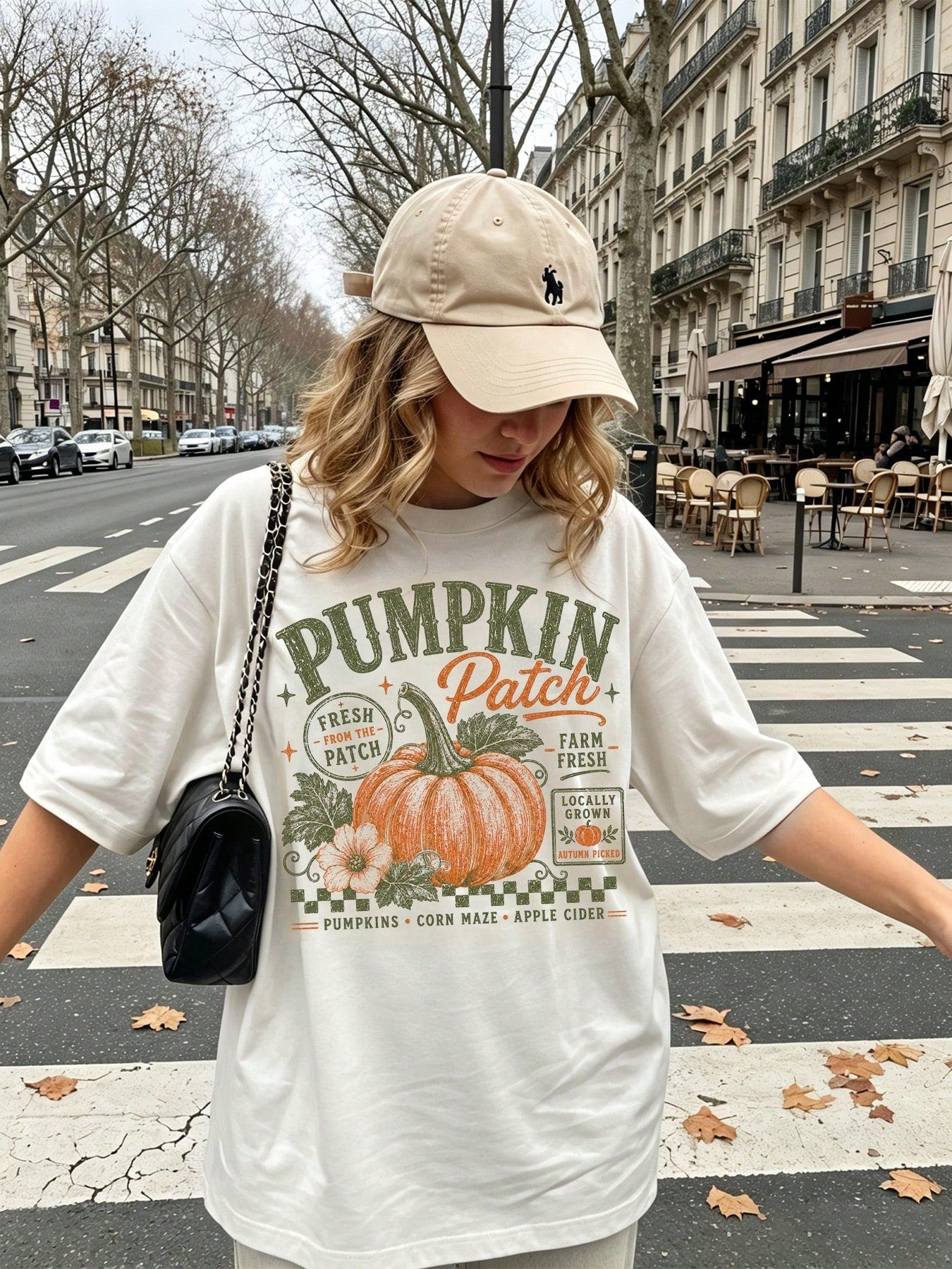 Women Retro Pumpkin Patch Print White Halloween Tee