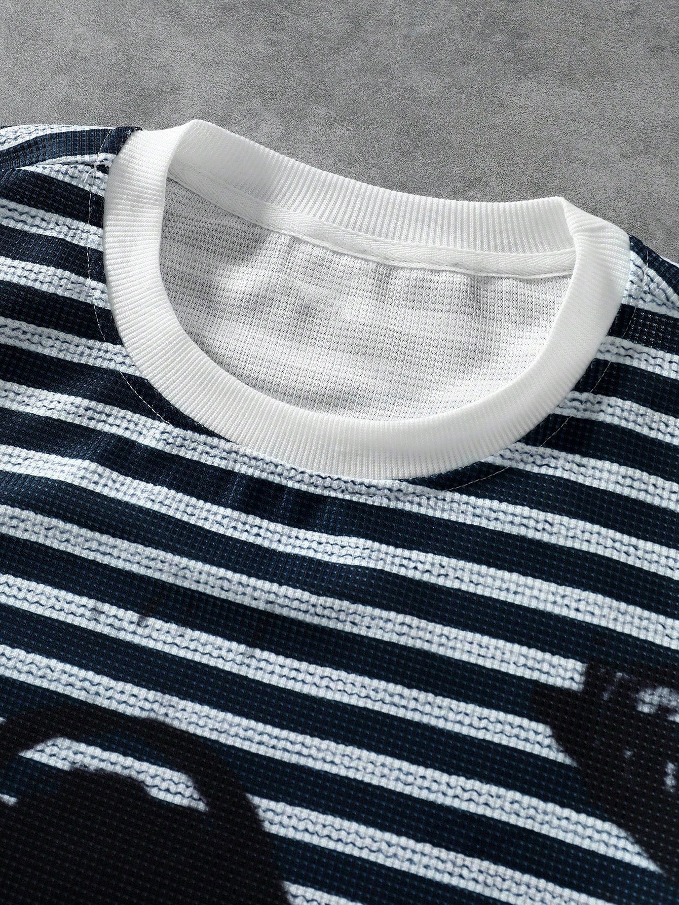 Men Goth Striped Letter Long Sleeve Tee