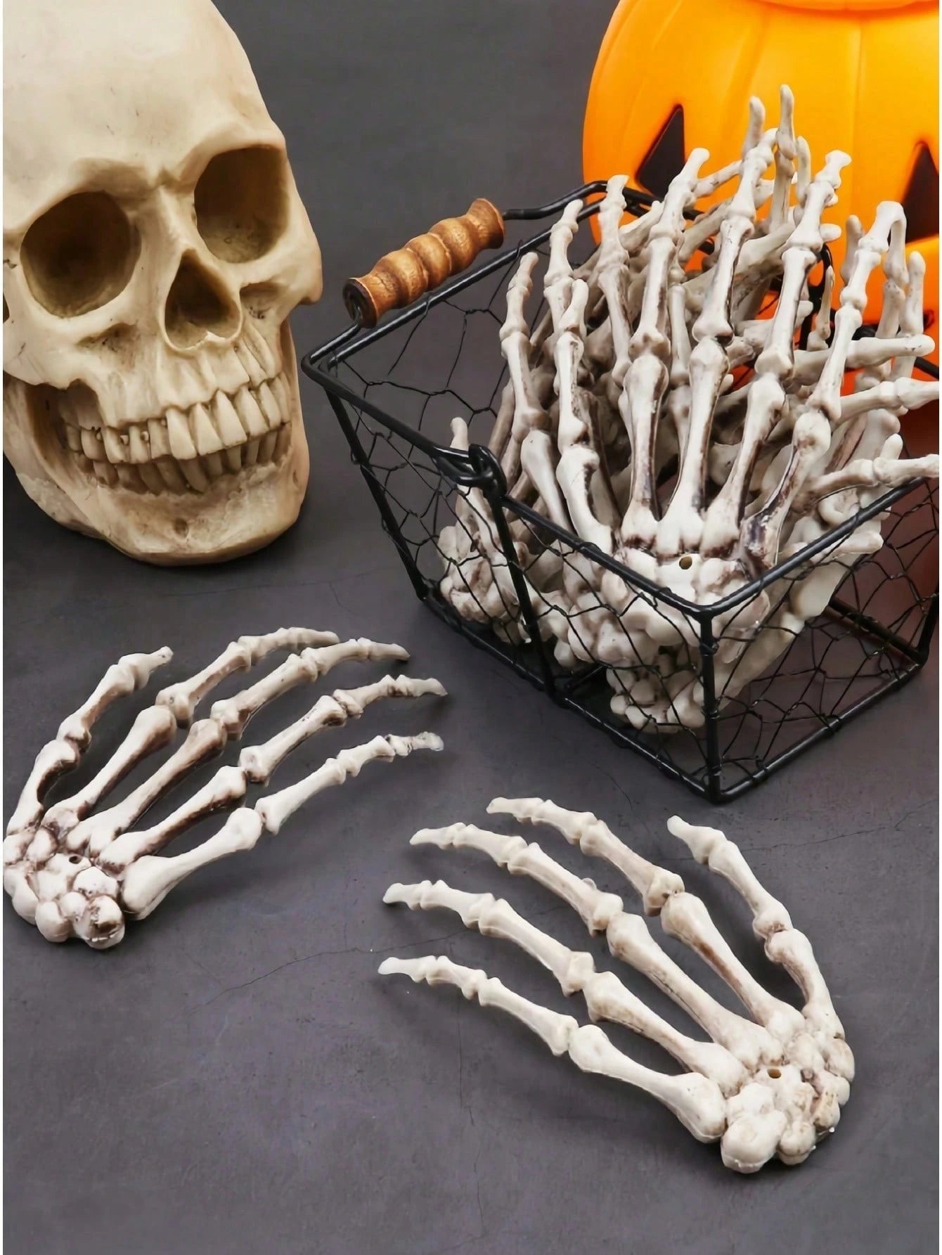 2Pcs Life Size Plastic Skeleton Hands Props