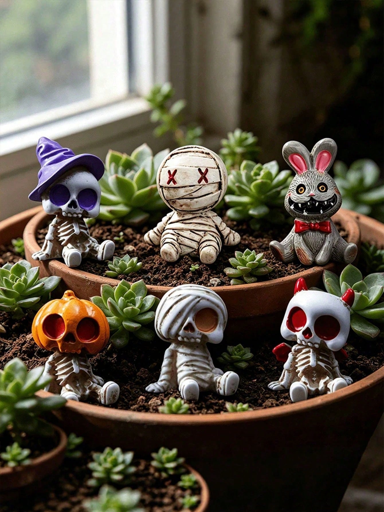 Halloween Mini Skull Mummy Resin Ornament